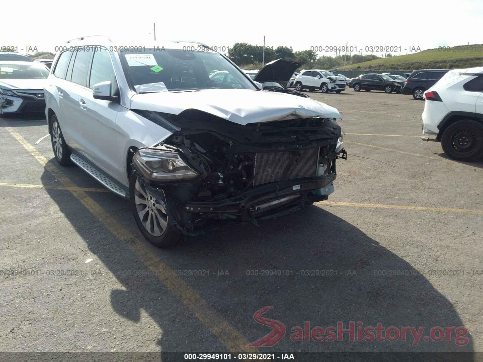 4JGDF6EE5HA877592 2017 MERCEDES-BENZ GLS