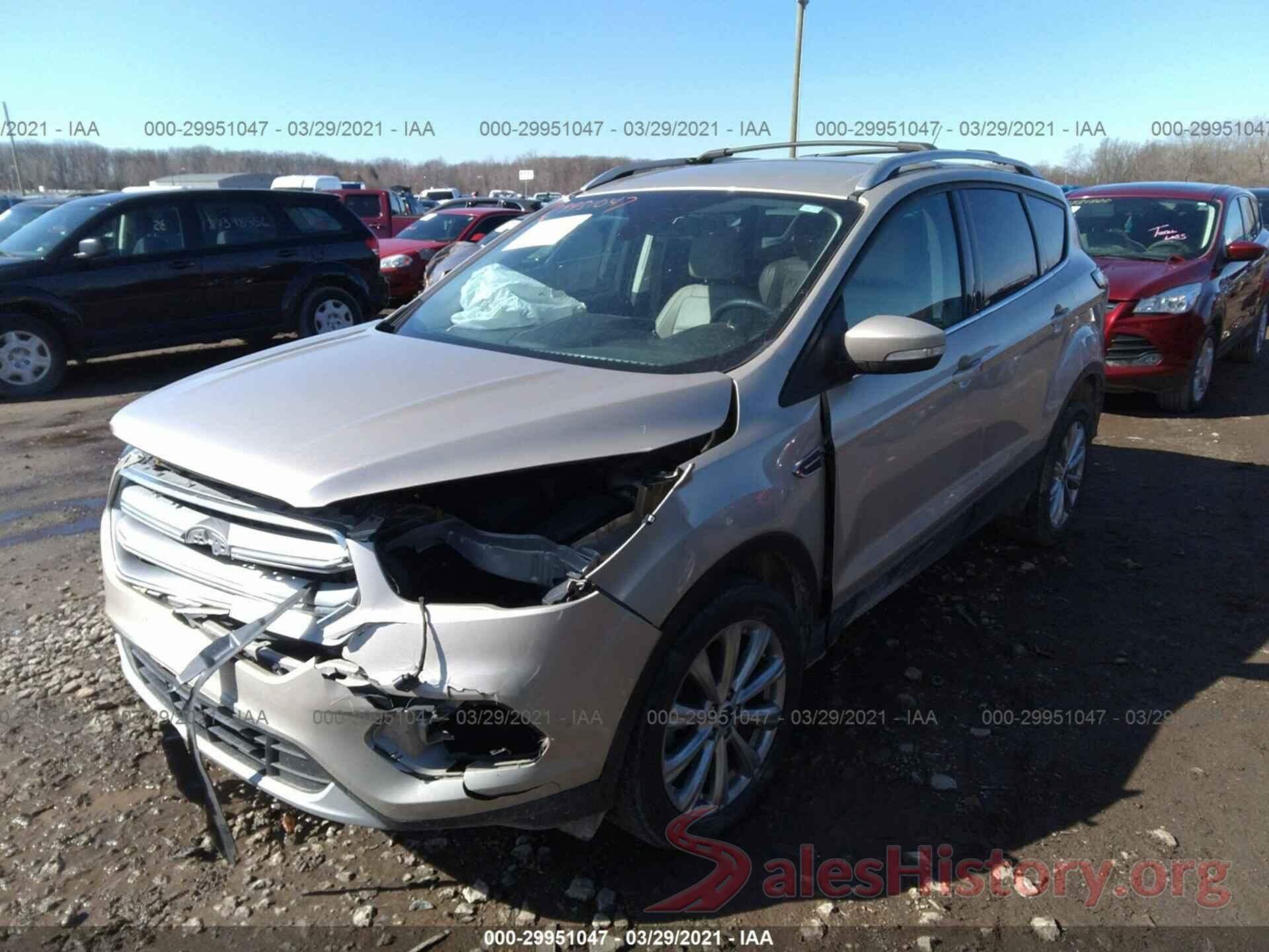 1FMCU9J9XHUE53819 2017 FORD ESCAPE