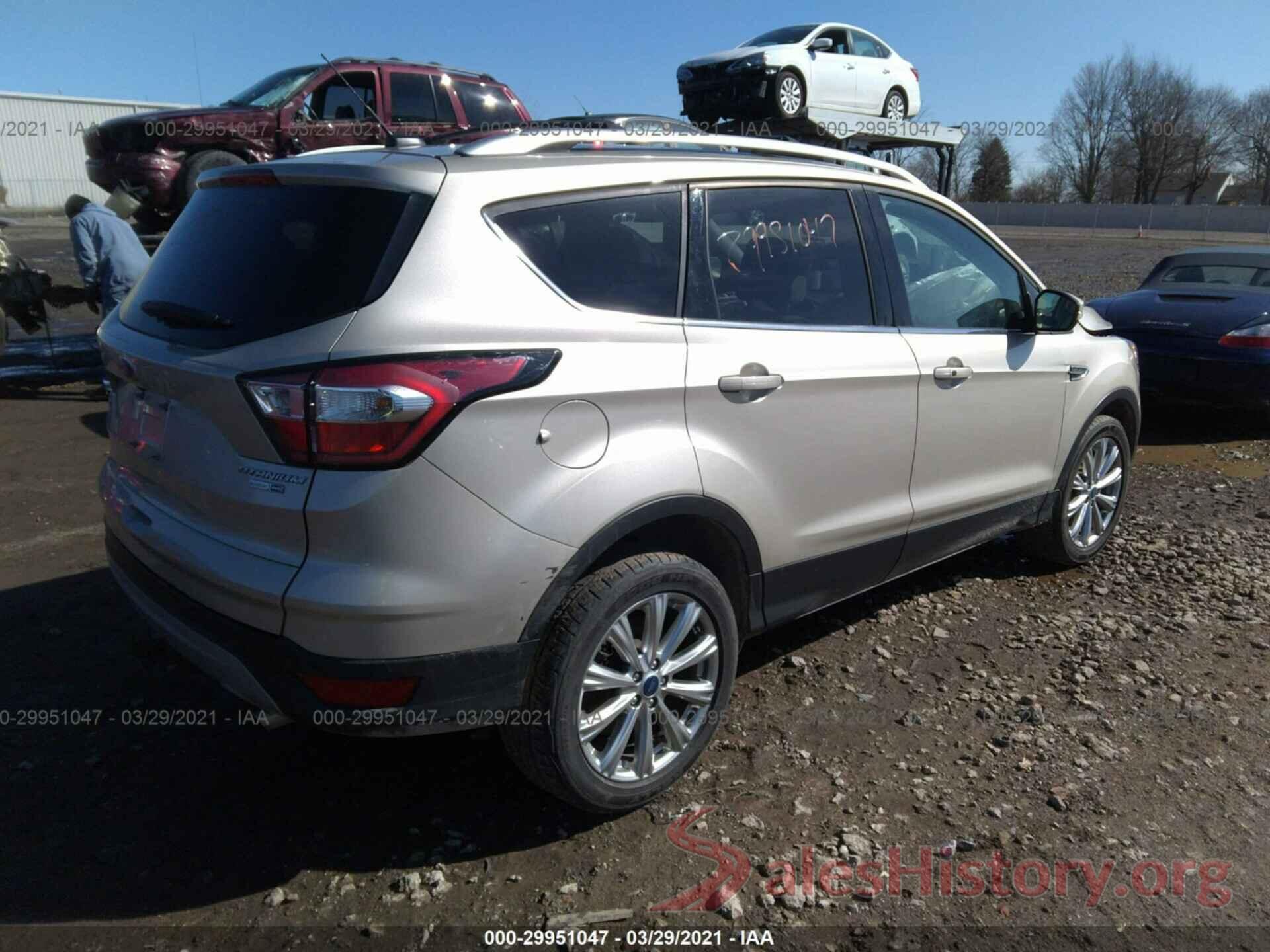 1FMCU9J9XHUE53819 2017 FORD ESCAPE