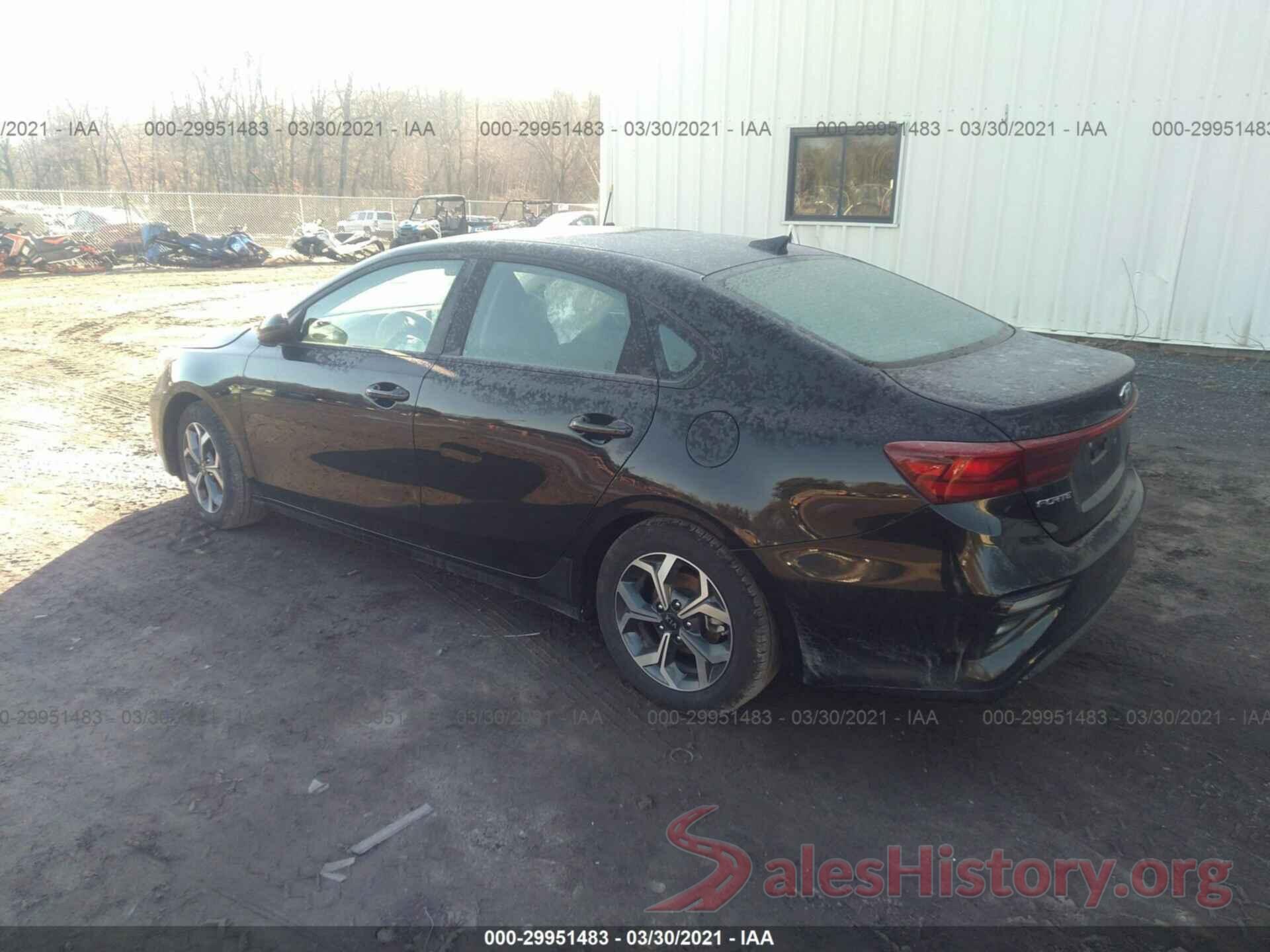 3KPF24AD7ME307708 2021 KIA FORTE