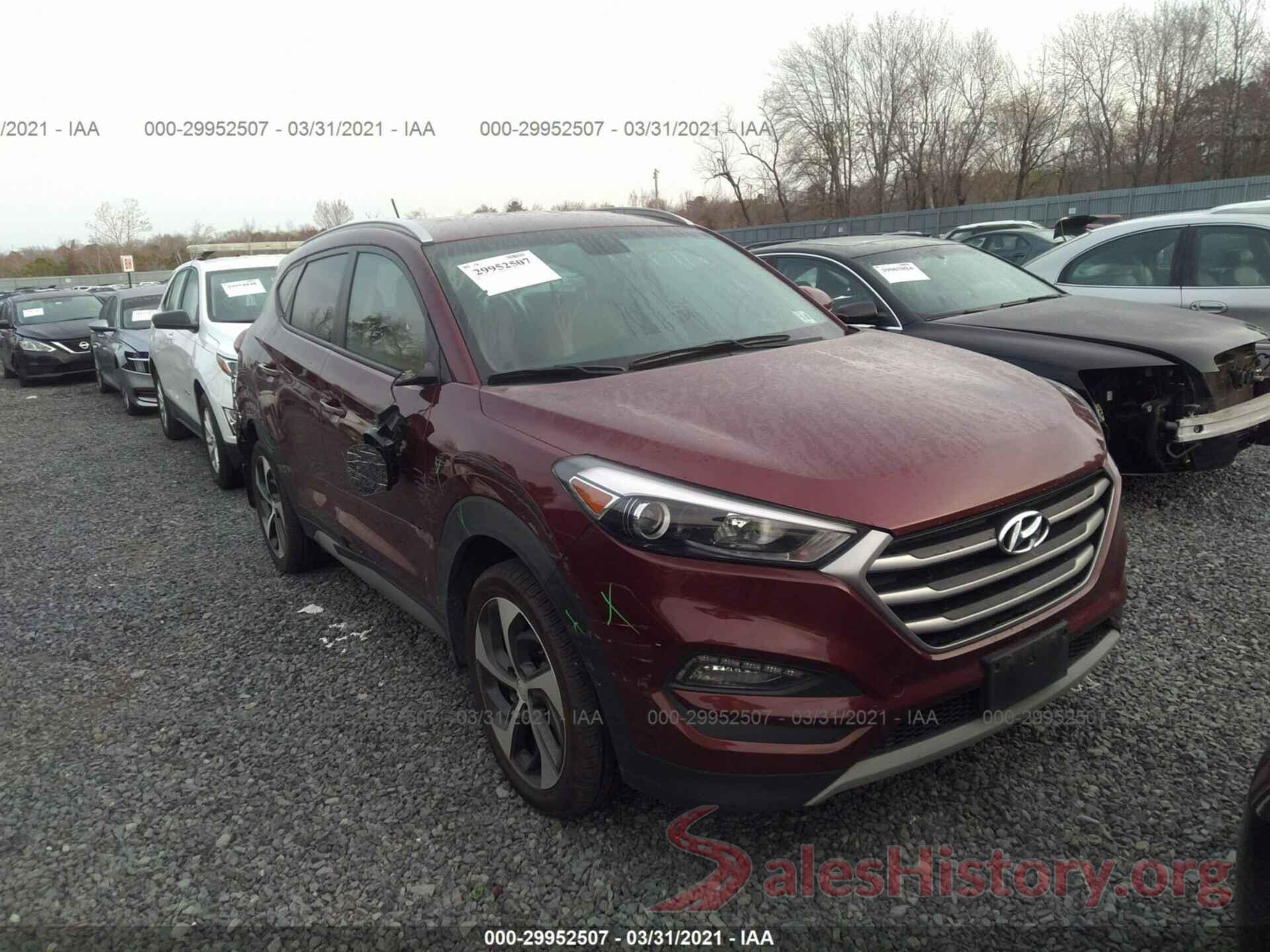 KM8J3CA28HU374725 2017 HYUNDAI TUCSON