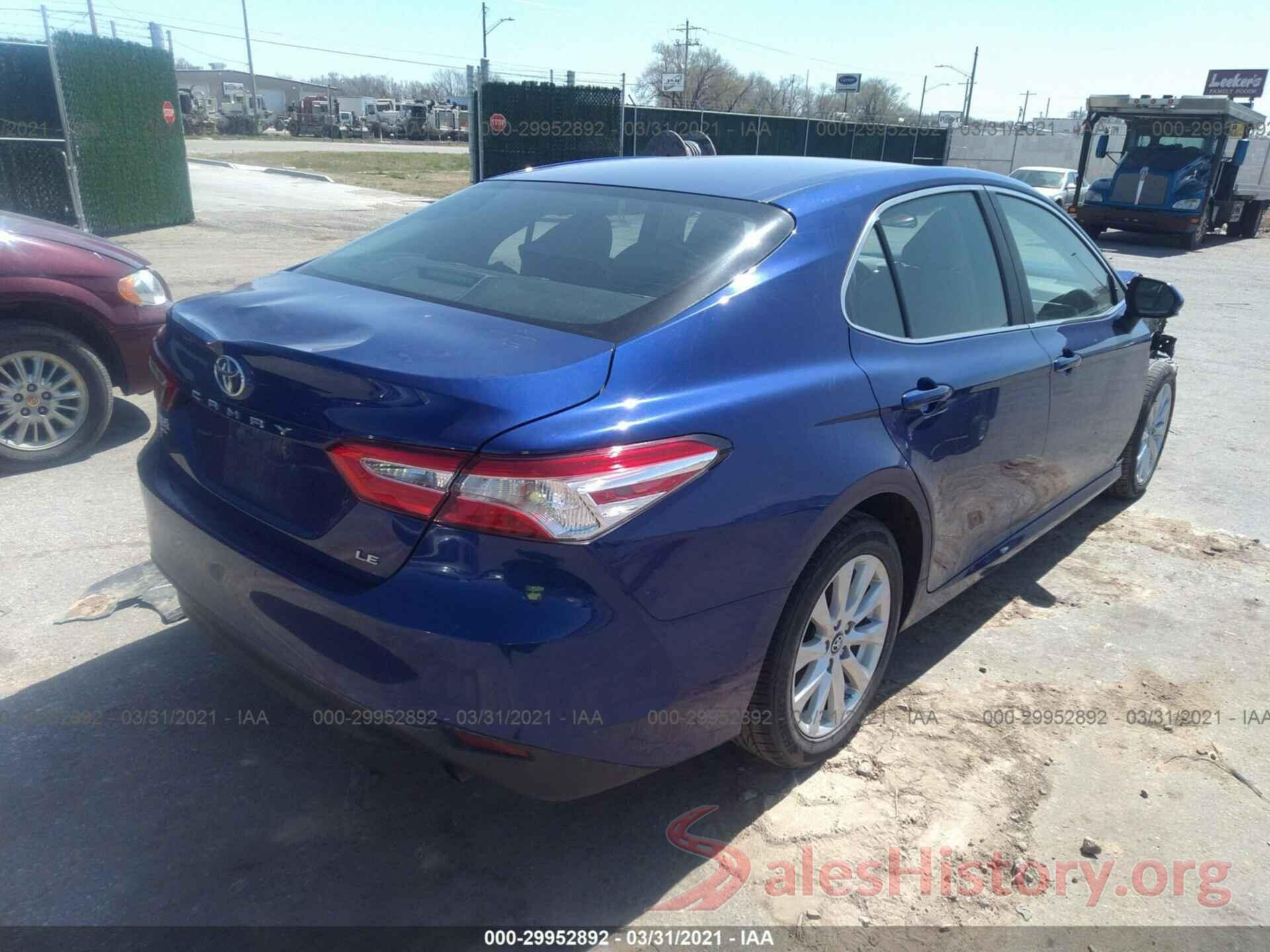 4T1B11HKXJU662806 2018 TOYOTA CAMRY