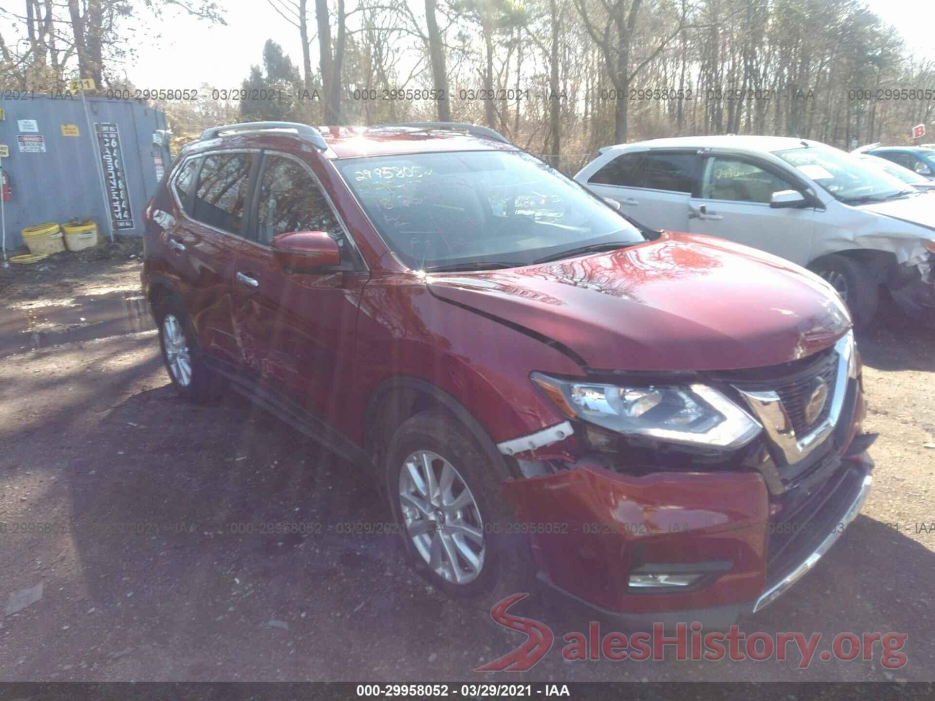 5N1AT2MVXJC736713 2018 NISSAN ROGUE