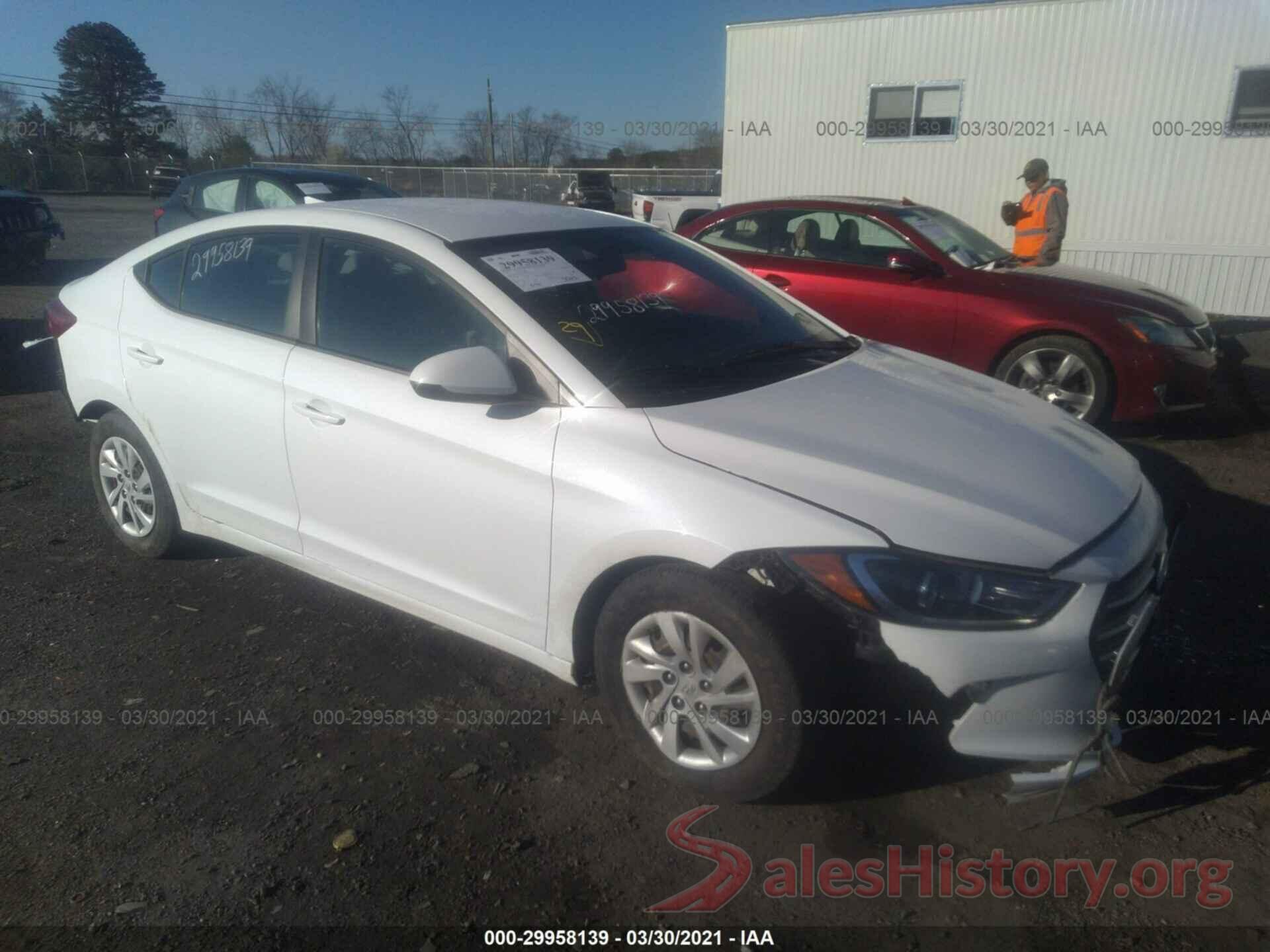 5NPD74LFXHH209443 2017 HYUNDAI ELANTRA