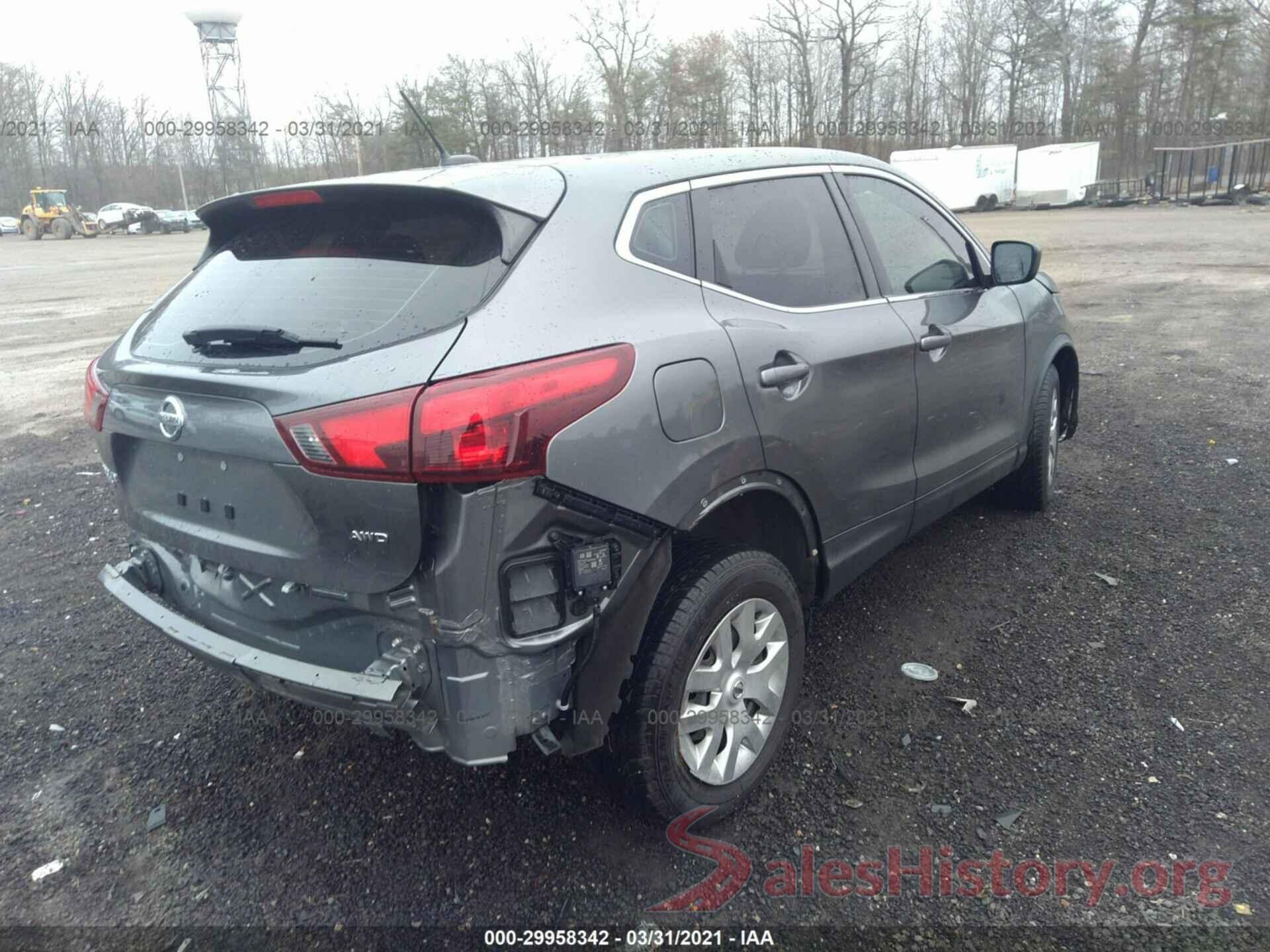 JN1BJ1CR0JW250622 2018 NISSAN ROGUE SPORT