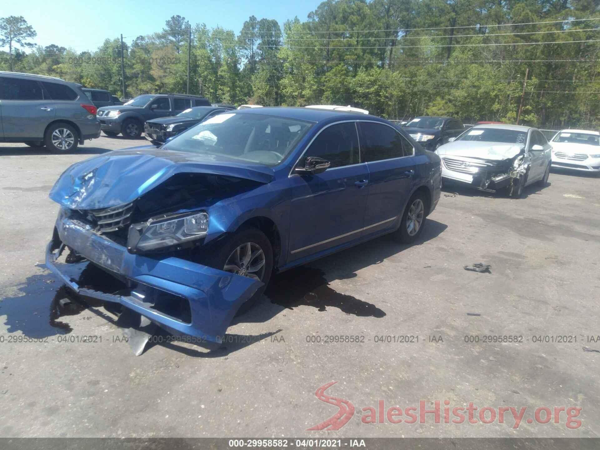 1VWAT7A35HC042765 2017 VOLKSWAGEN PASSAT