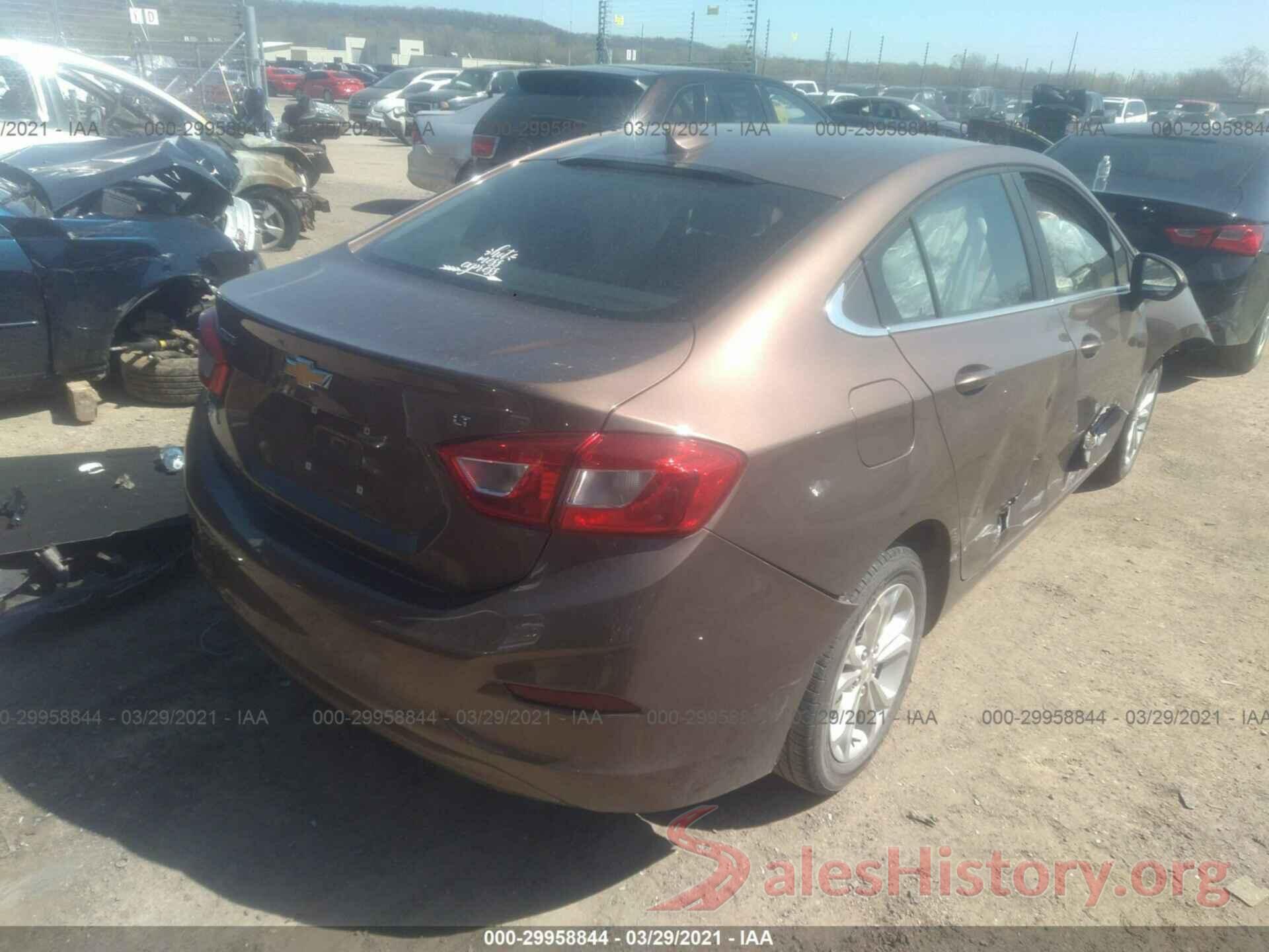 1G1BE5SM1K7117659 2019 CHEVROLET CRUZE