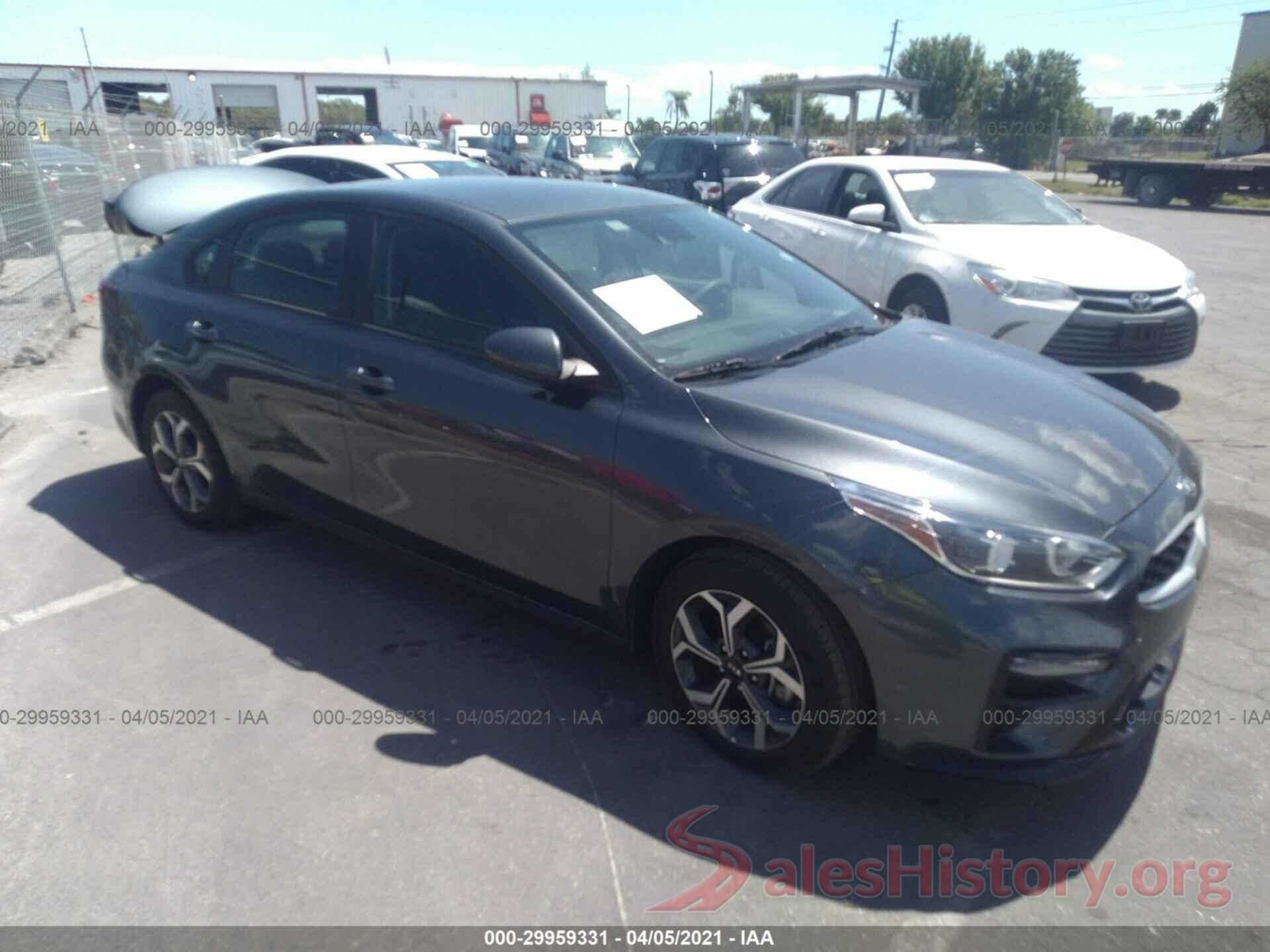 3KPF24AD2KE036215 2019 KIA FORTE