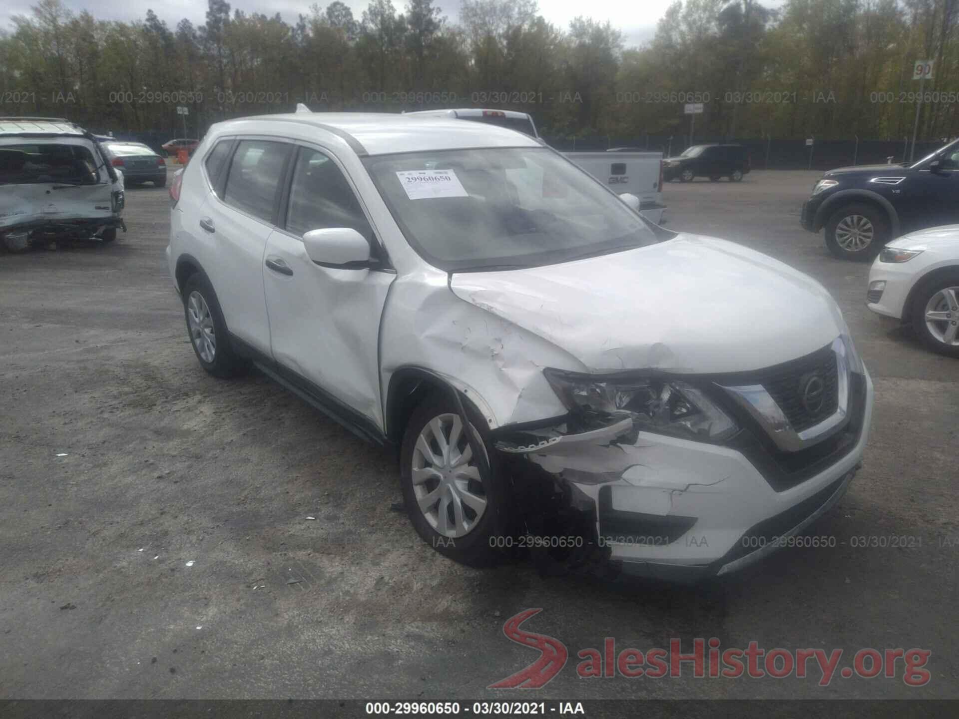 KNMAT2MT7JP601619 2018 NISSAN ROGUE