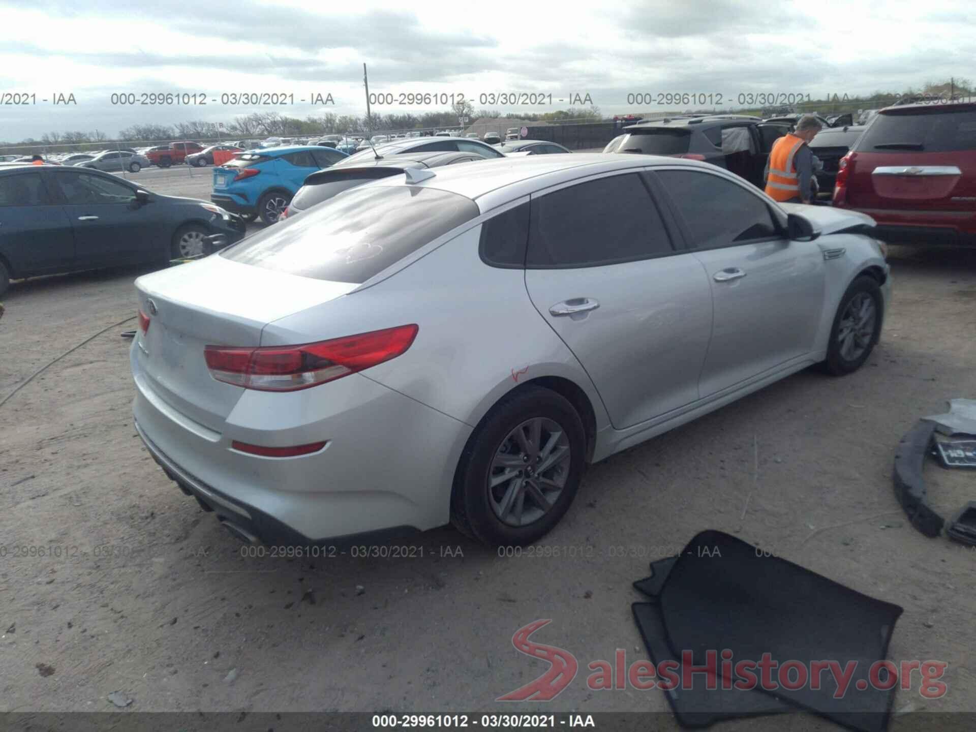 5XXGT4L38LG380453 2020 KIA OPTIMA