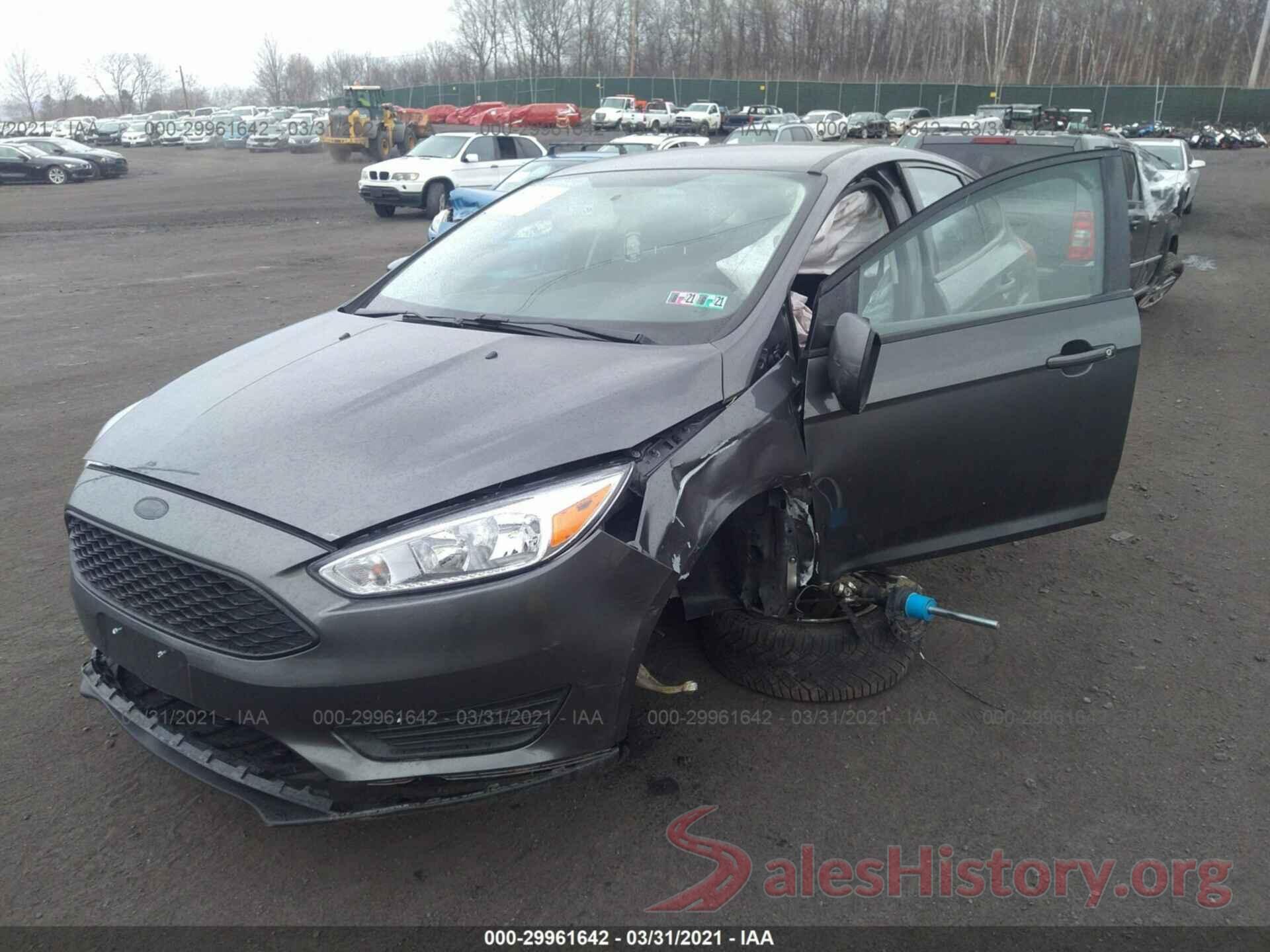 1FADP3K2XHL251038 2017 FORD FOCUS