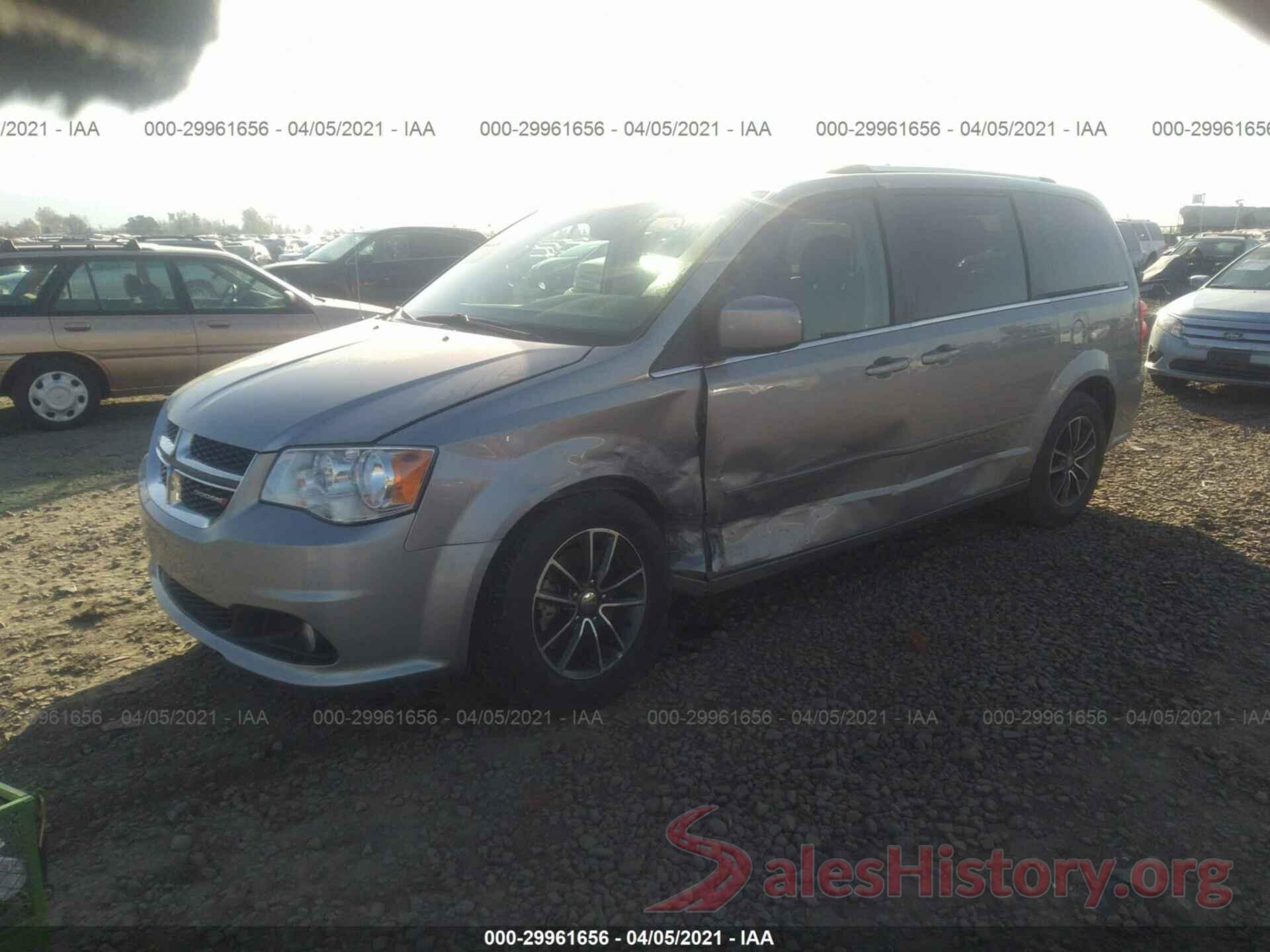 2C4RDGCG9HR825775 2017 DODGE GRAND CARAVAN