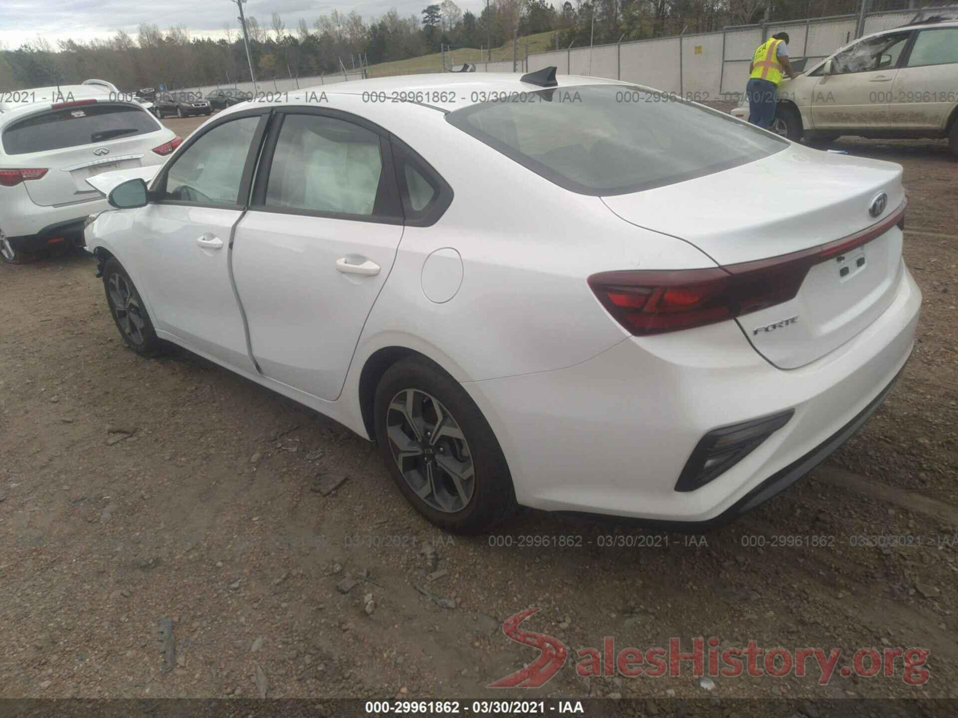 3KPF24AD8ME295312 2021 KIA FORTE