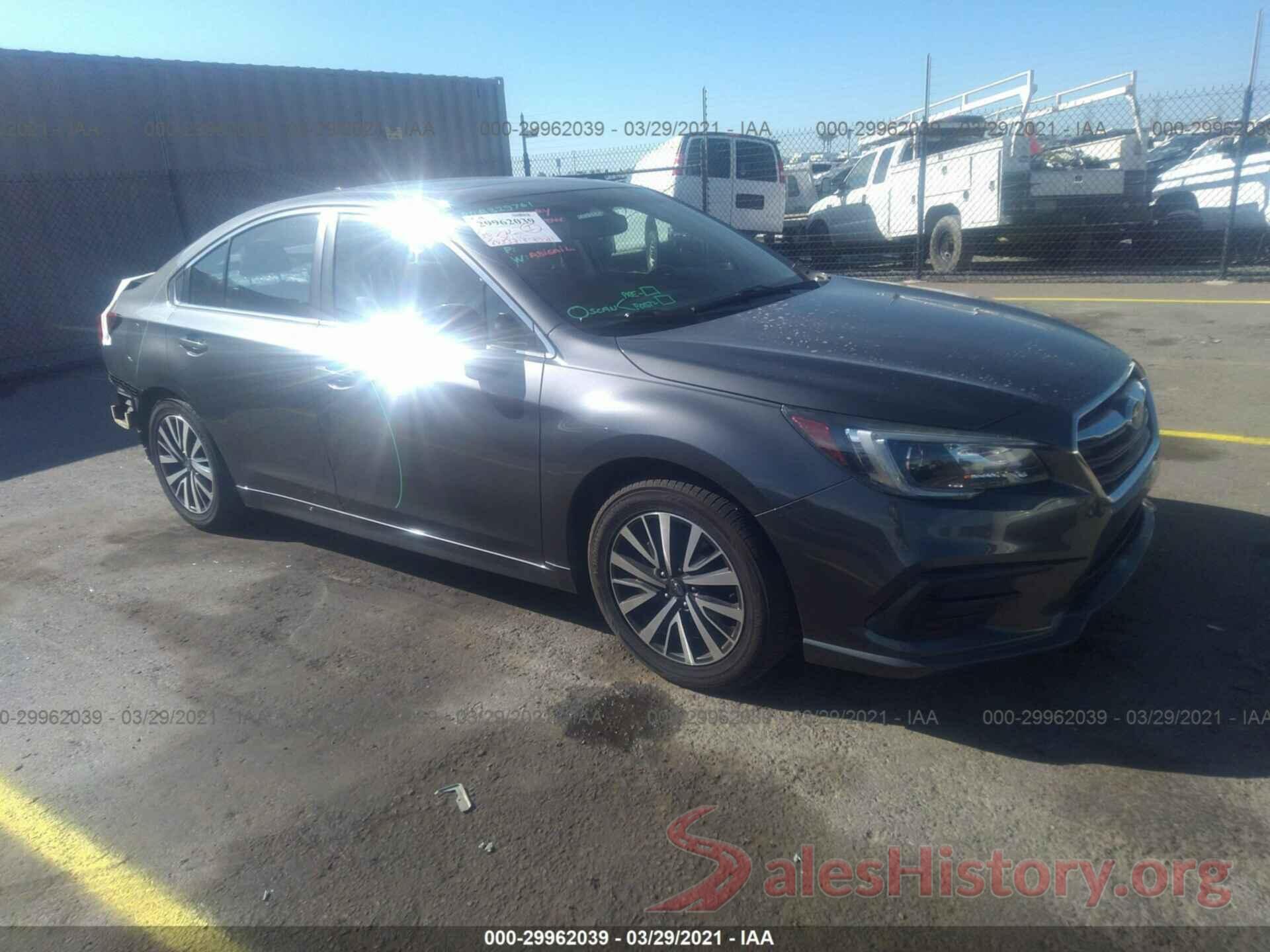 4S3BNAD62J3025187 2018 SUBARU LEGACY