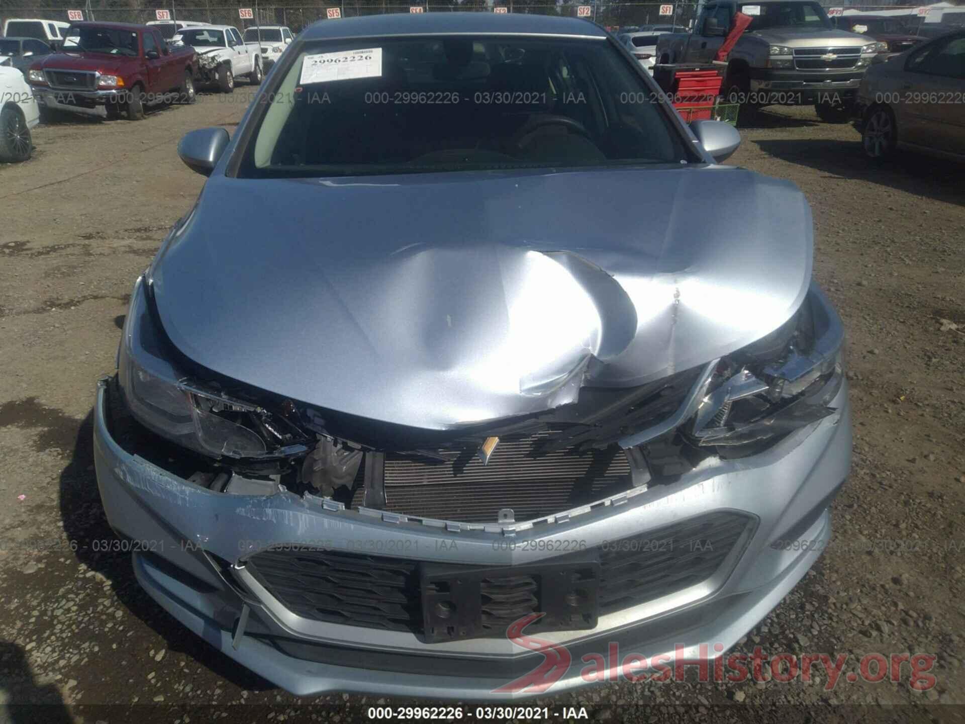 1G1BC5SM8J7215088 2018 CHEVROLET CRUZE