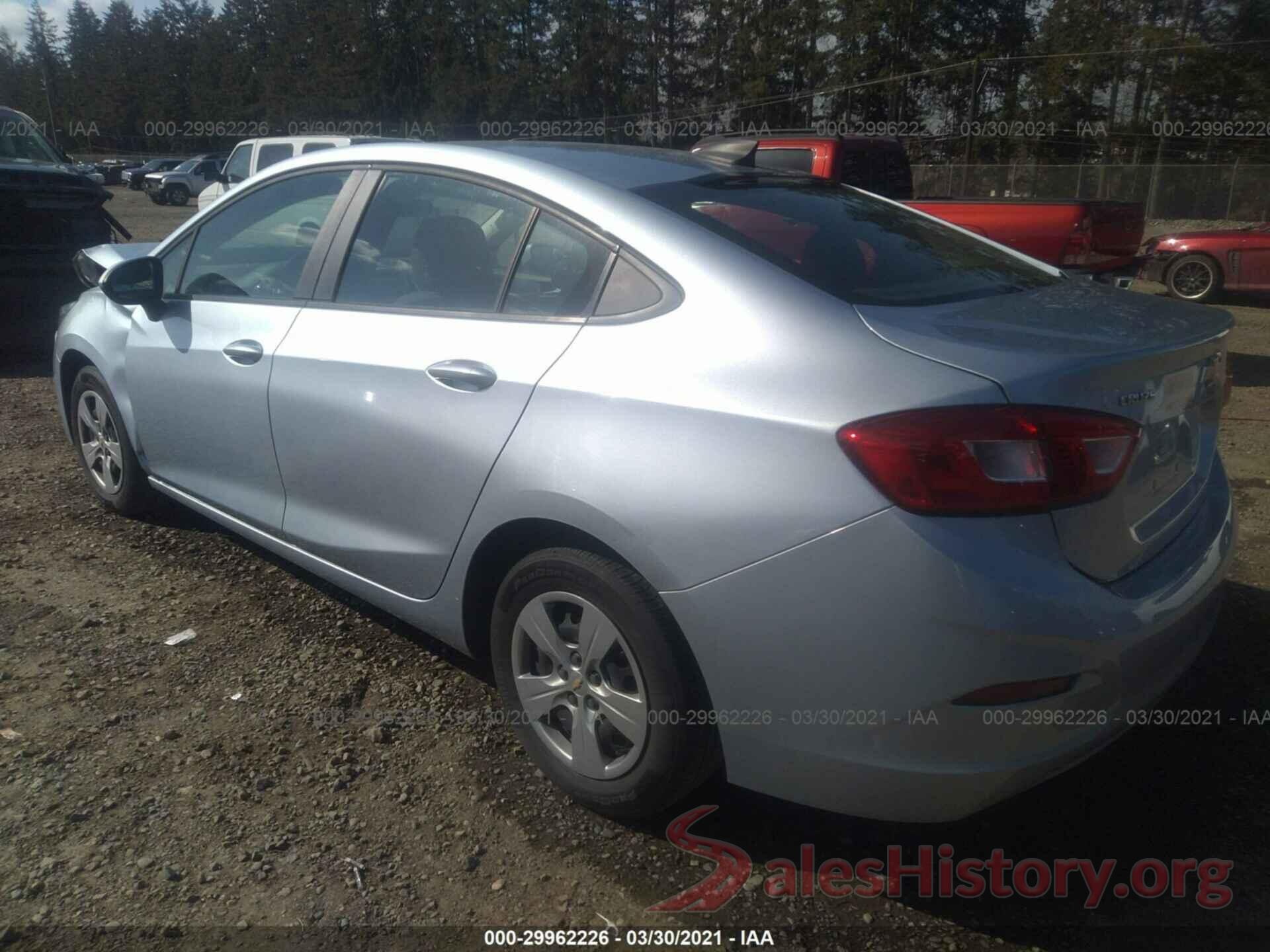 1G1BC5SM8J7215088 2018 CHEVROLET CRUZE