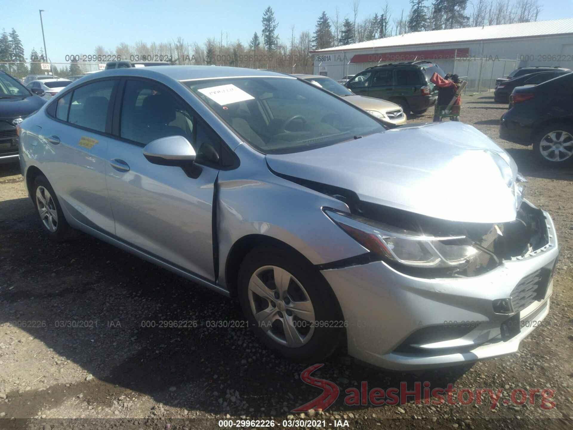 1G1BC5SM8J7215088 2018 CHEVROLET CRUZE