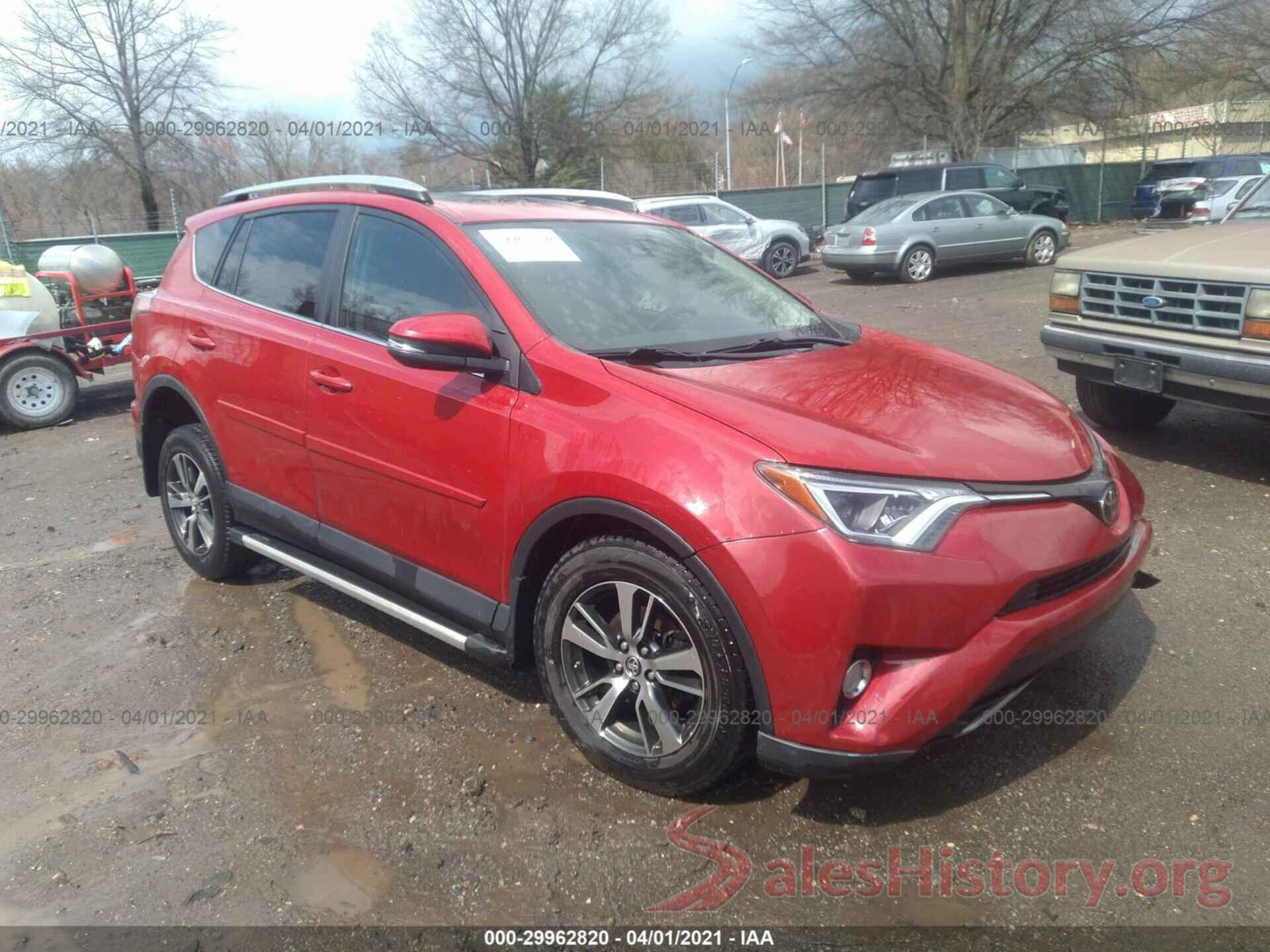 2T3RFREV8HW570561 2017 TOYOTA RAV4