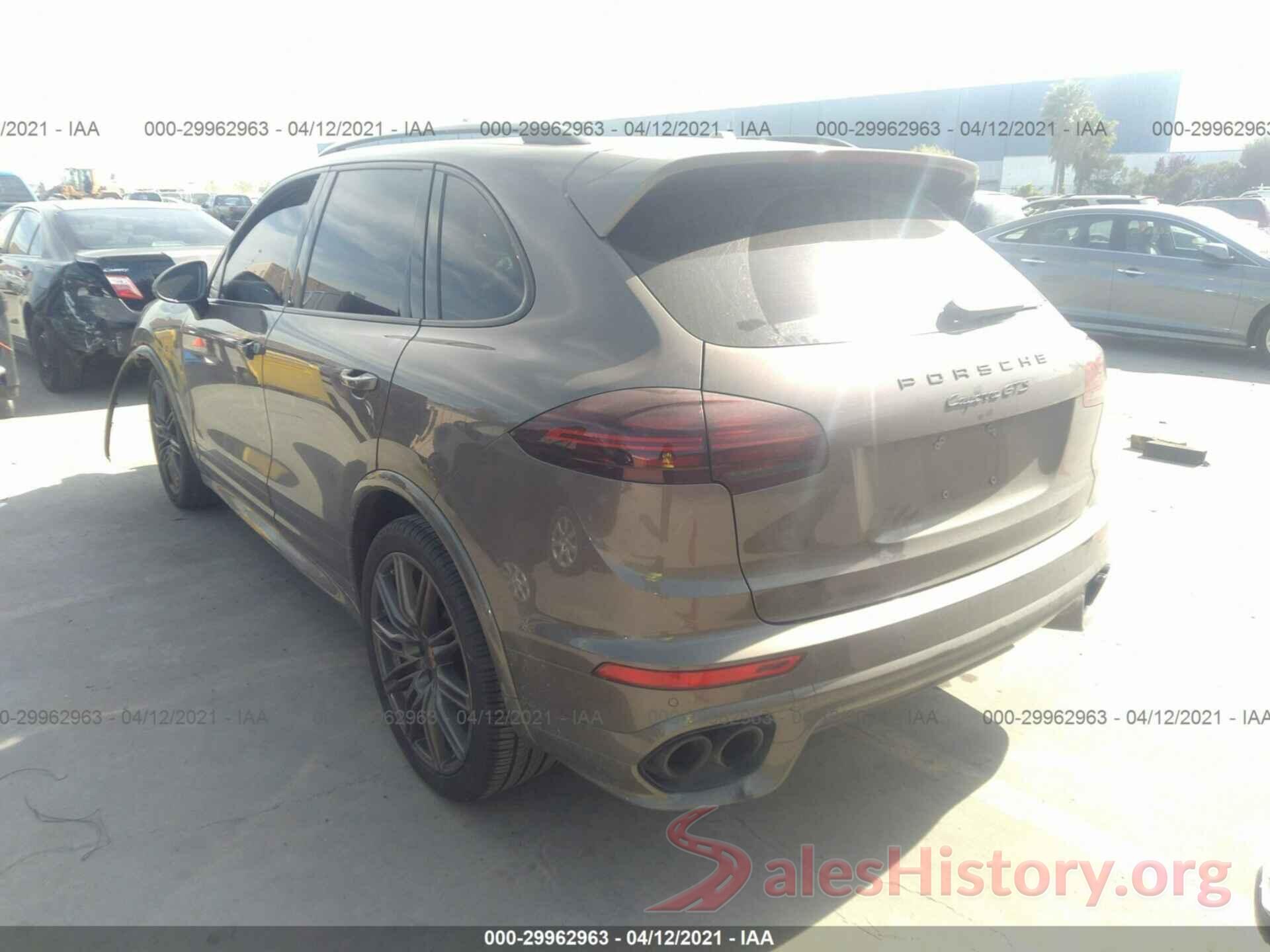 WP1AD2A2XGLA70424 2016 PORSCHE CAYENNE