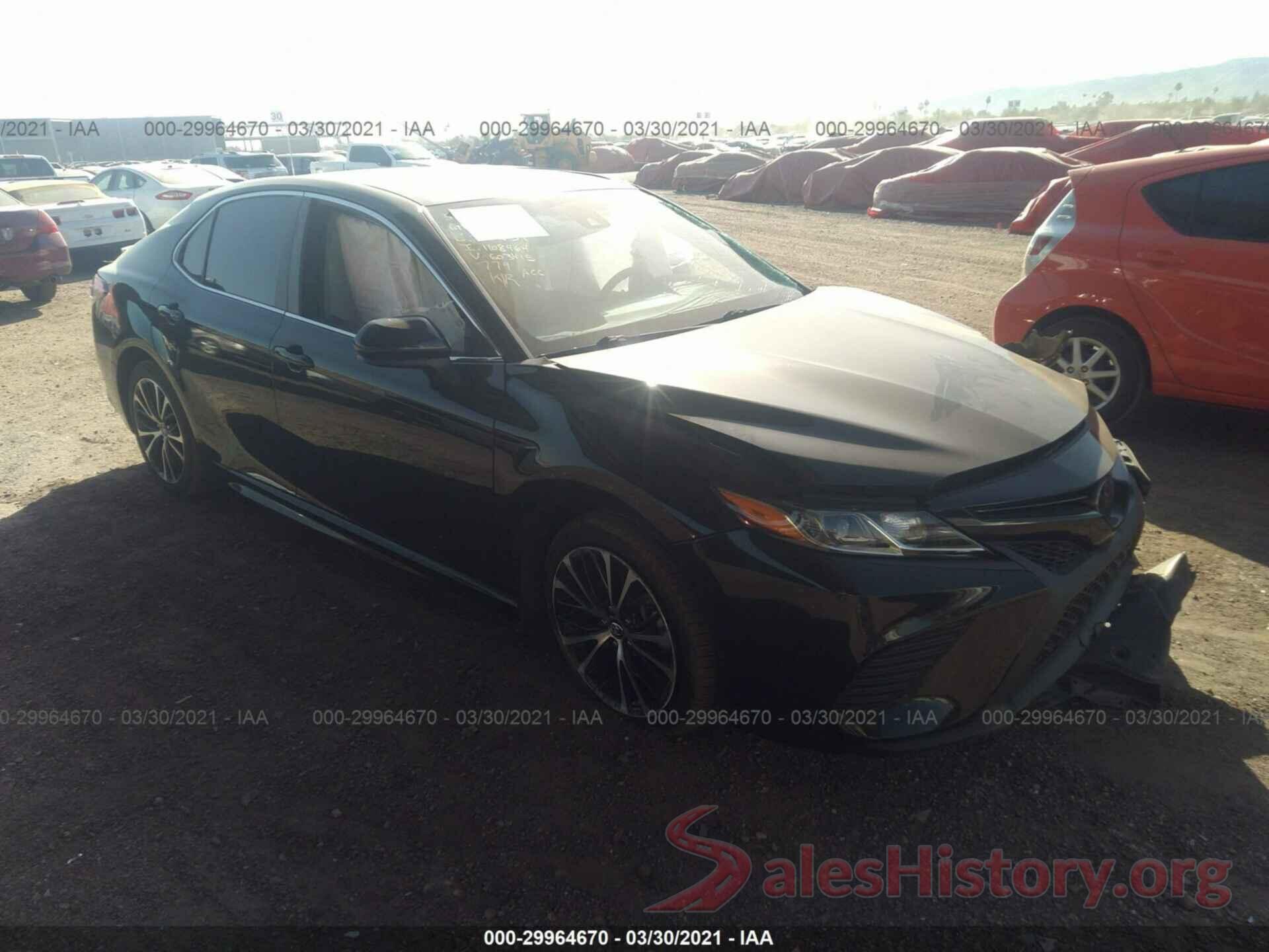 4T1B11HK8JU603415 2018 TOYOTA CAMRY