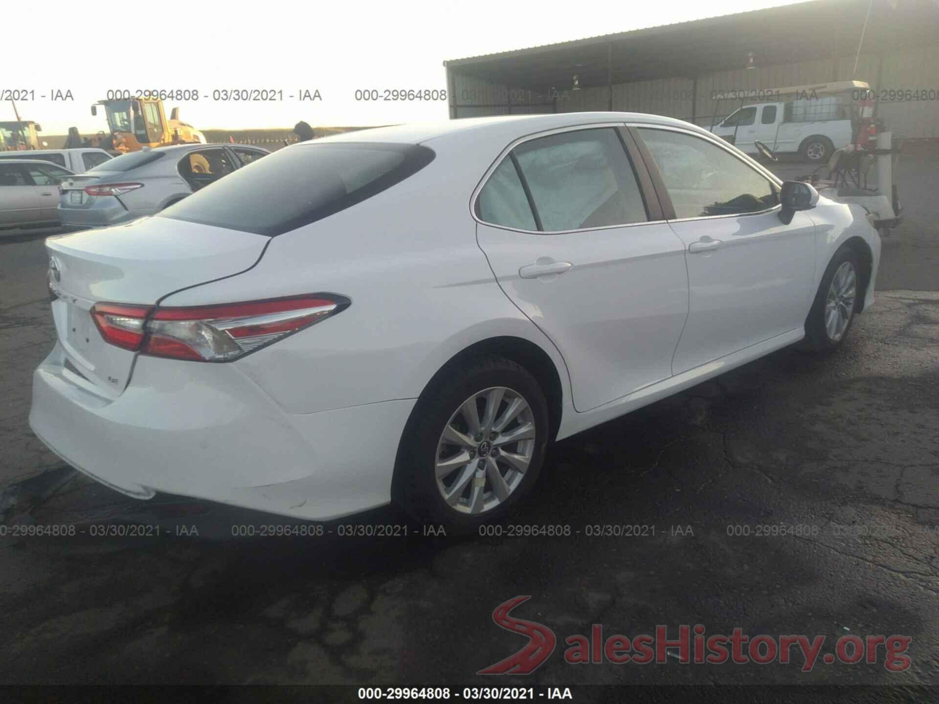 4T1B11HK3JU589813 2018 TOYOTA CAMRY