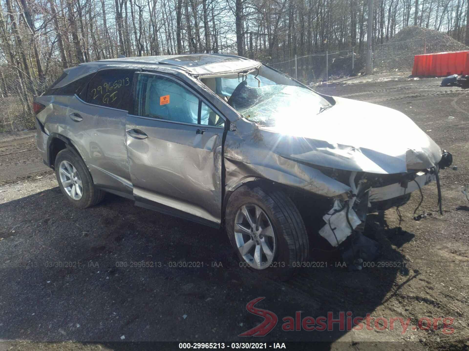 2T2BZMCA7HC134852 2017 LEXUS RX