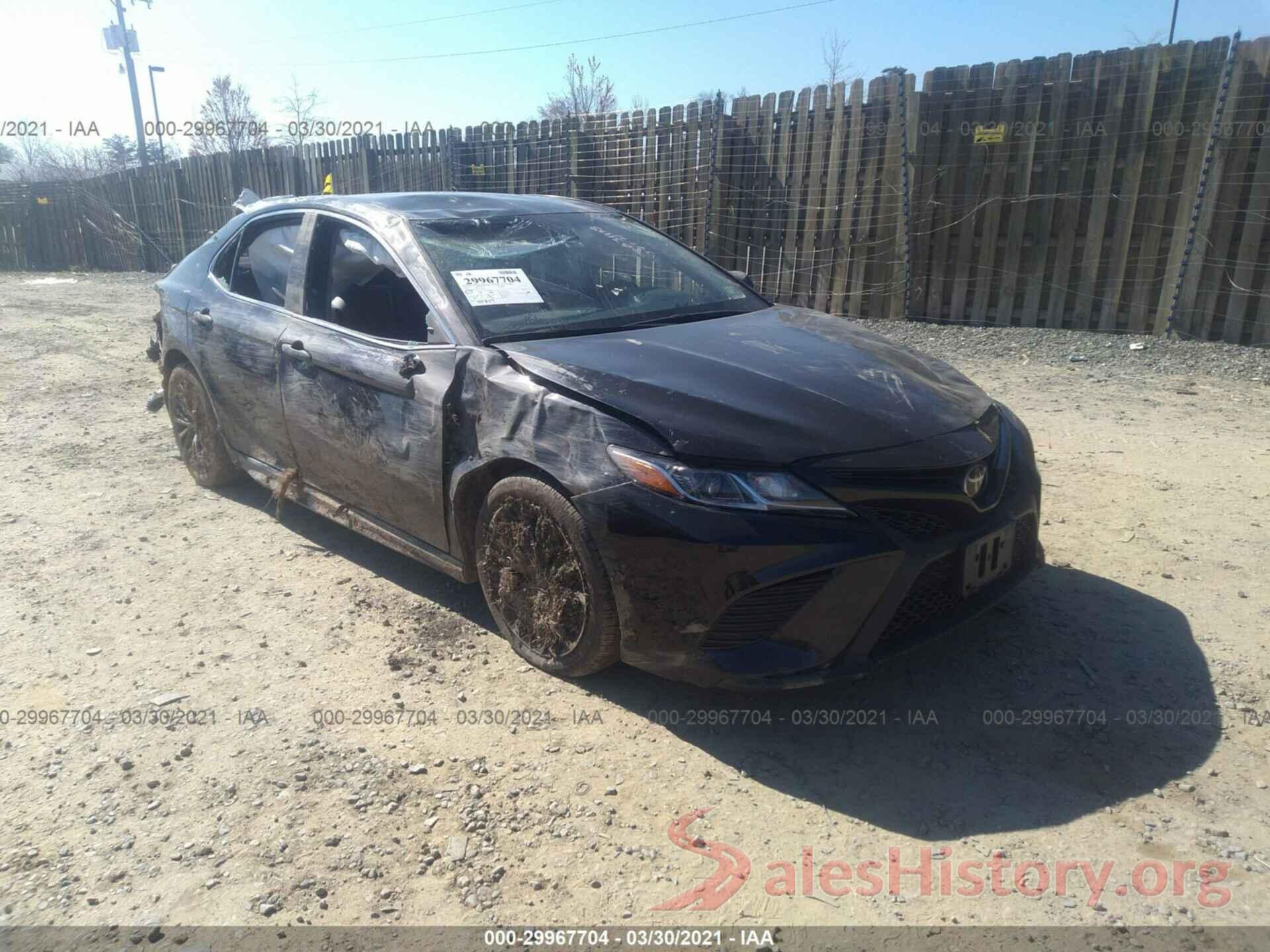 4T1B11HK2JU020337 2018 TOYOTA CAMRY