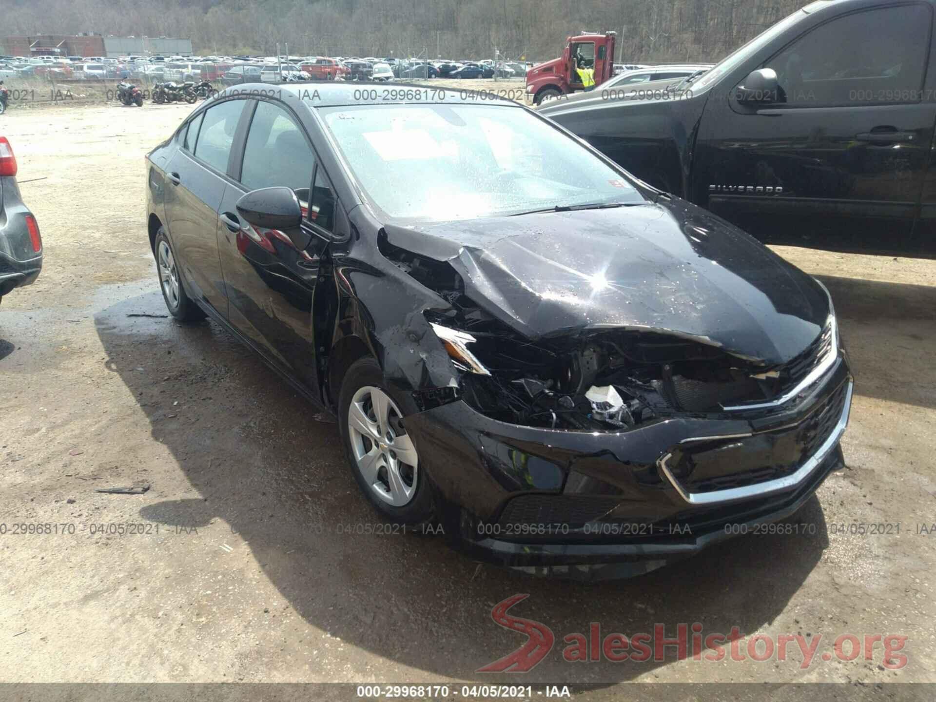 1G1BC5SM5J7142990 2018 CHEVROLET CRUZE