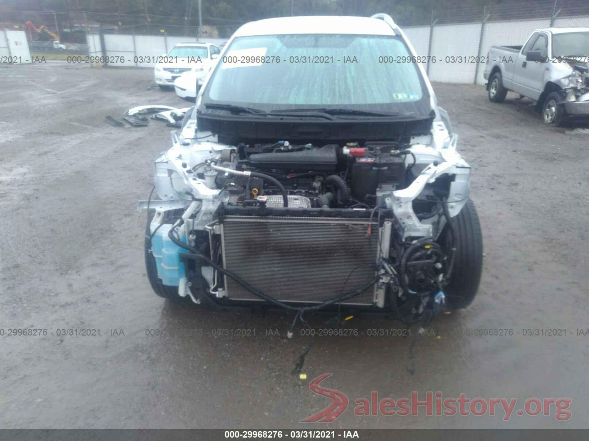 KNMAT2MT4JP522764 2018 NISSAN ROGUE