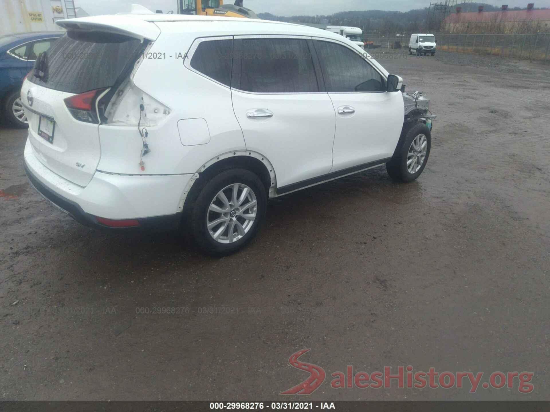 KNMAT2MT4JP522764 2018 NISSAN ROGUE