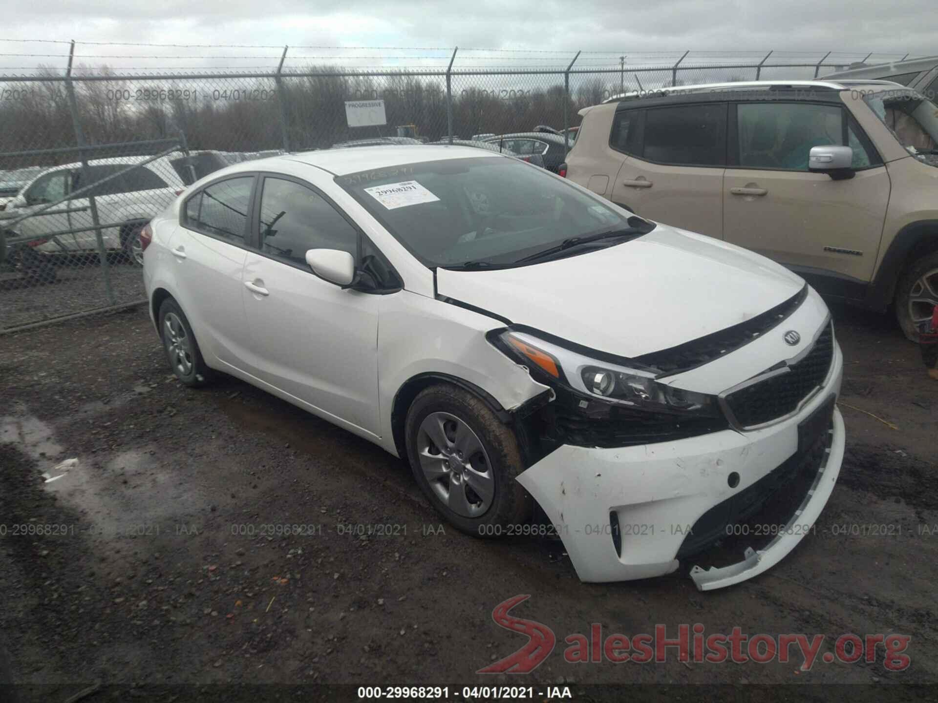 3KPFK4A72JE234611 2018 KIA FORTE