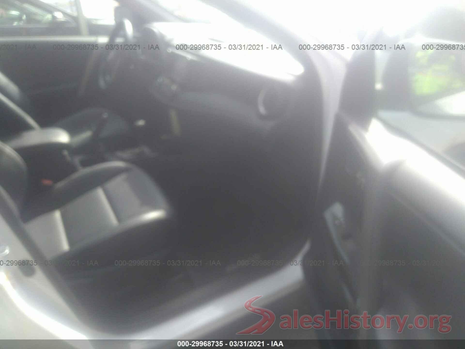 2T3DFREV0JW766851 2018 TOYOTA RAV4