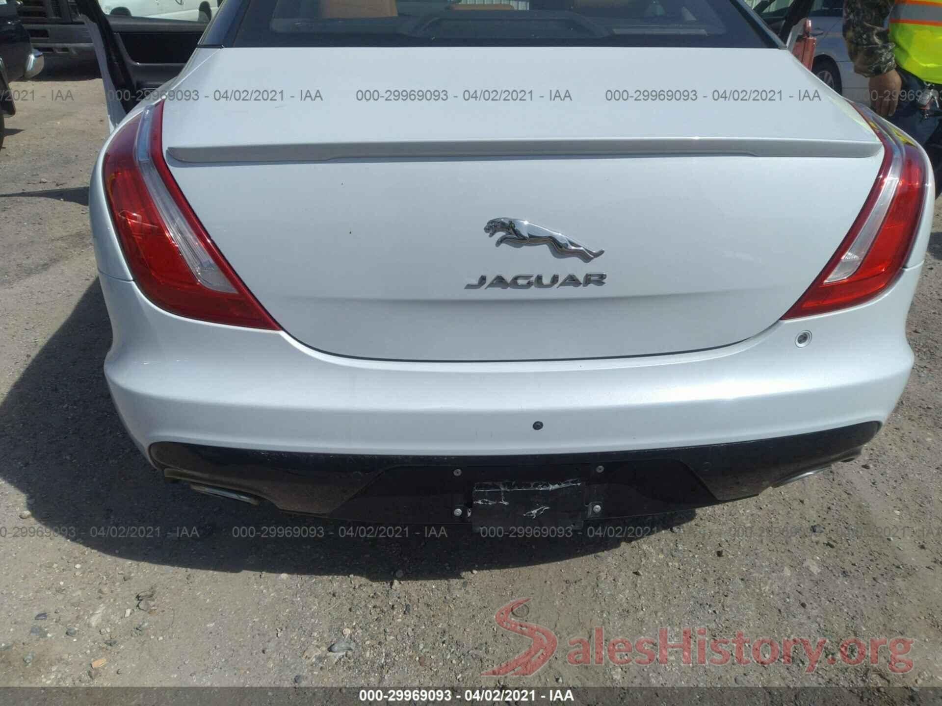 SAJWA1C78H8W09566 2017 JAGUAR XJ