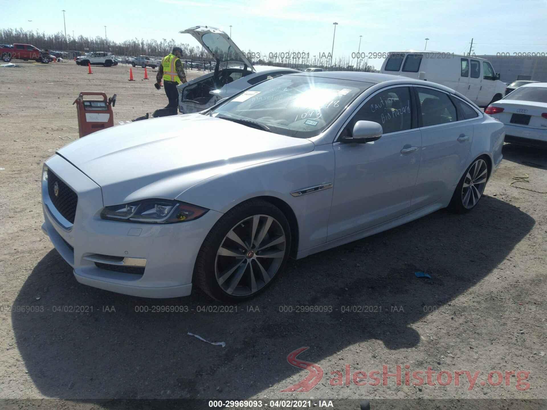 SAJWA1C78H8W09566 2017 JAGUAR XJ