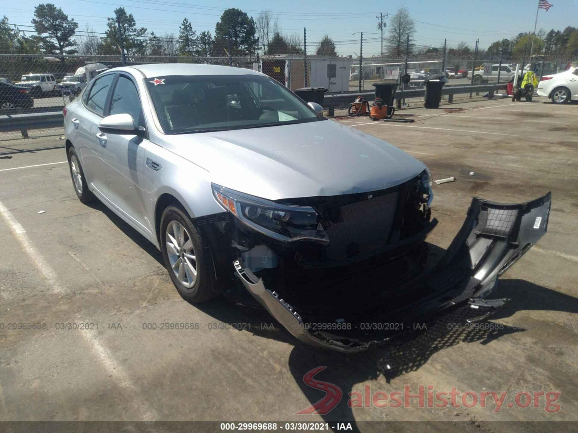 5XXGT4L31JG210030 2018 KIA OPTIMA