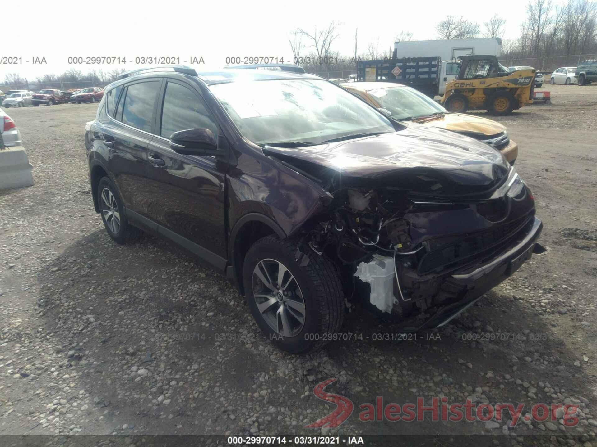 2T3RFREV4JW780385 2018 TOYOTA RAV4