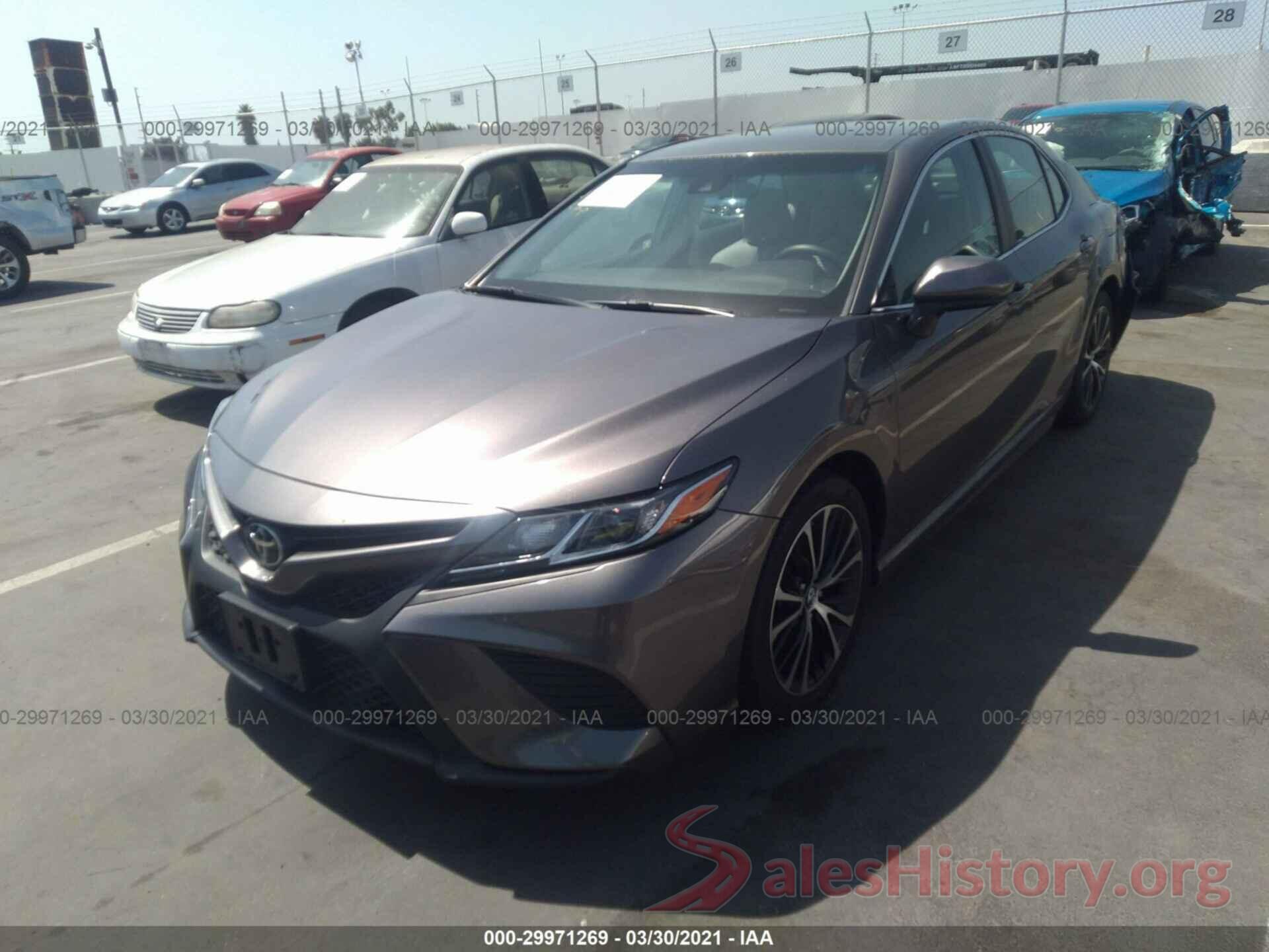 4T1B11HK1JU009748 2018 TOYOTA CAMRY