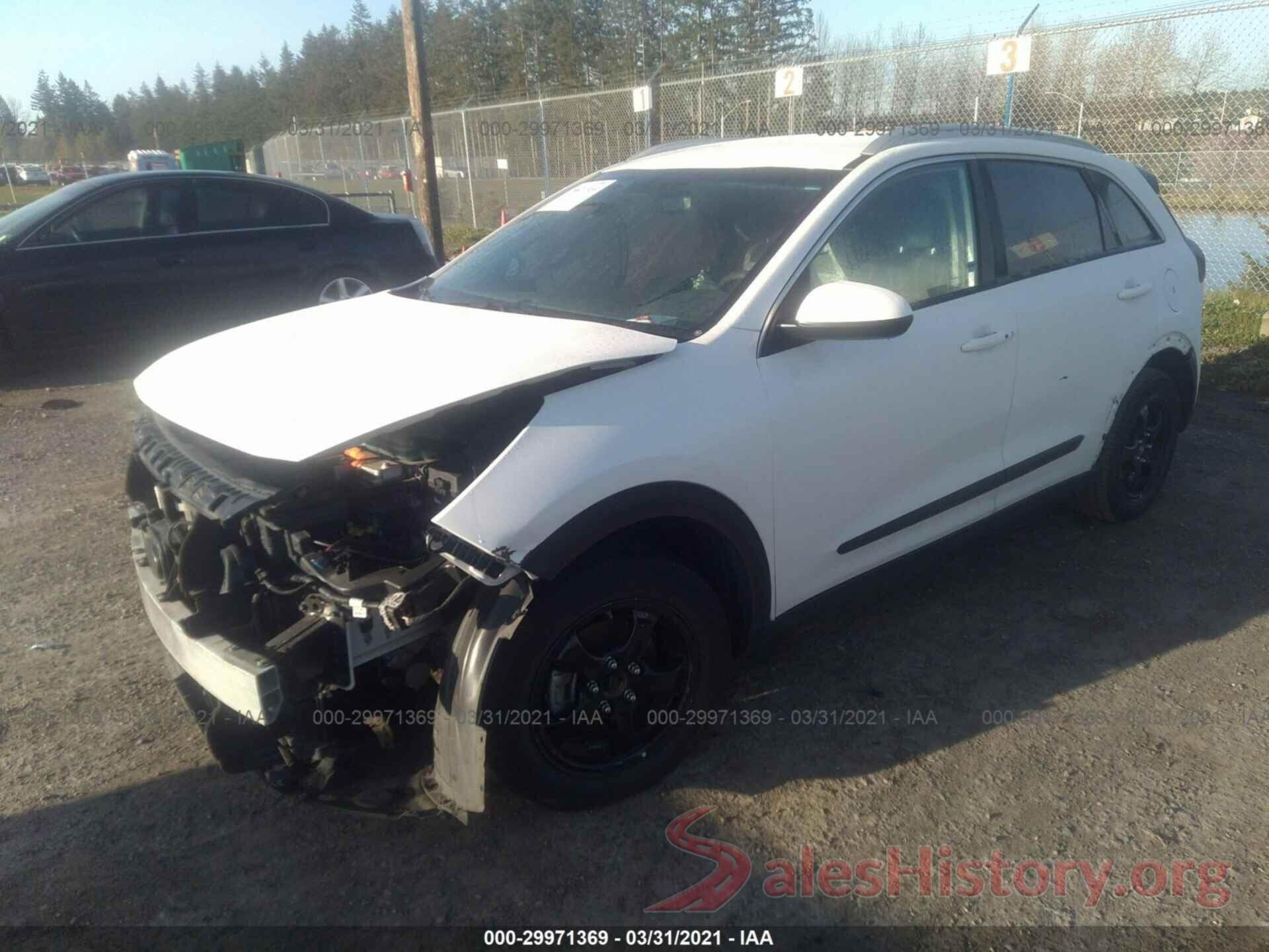 KNDCB3LCXK5242427 2019 KIA NIRO