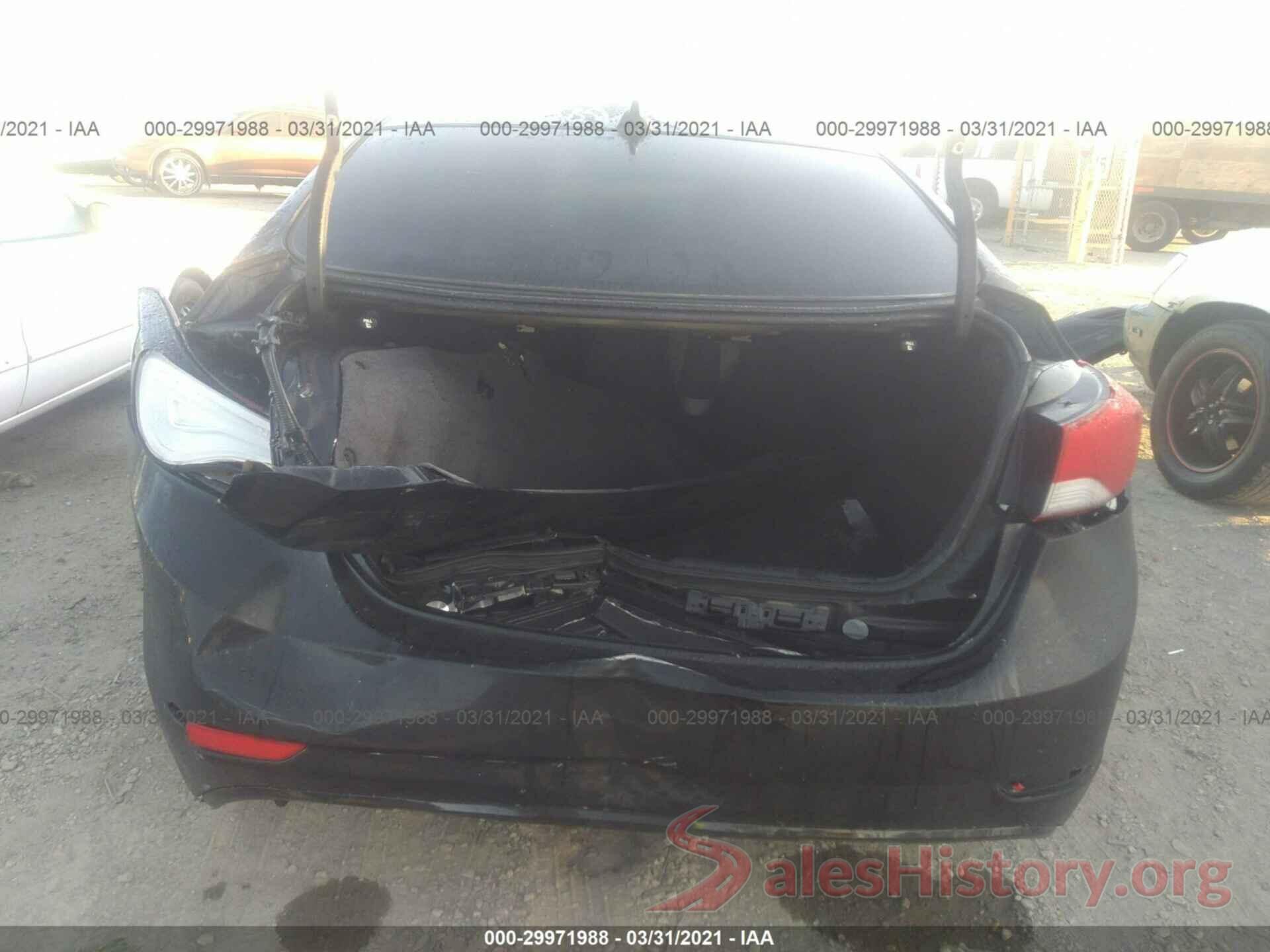 5NPDH4AE8GH729811 2016 HYUNDAI ELANTRA