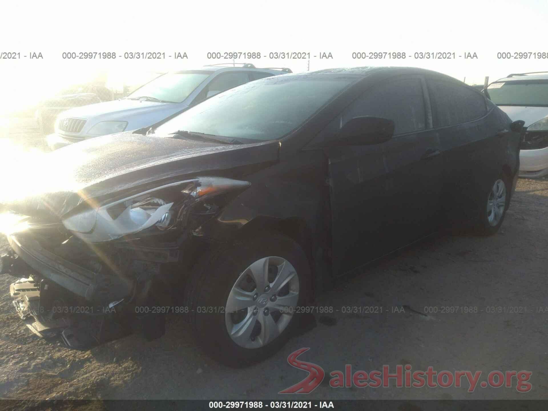 5NPDH4AE8GH729811 2016 HYUNDAI ELANTRA