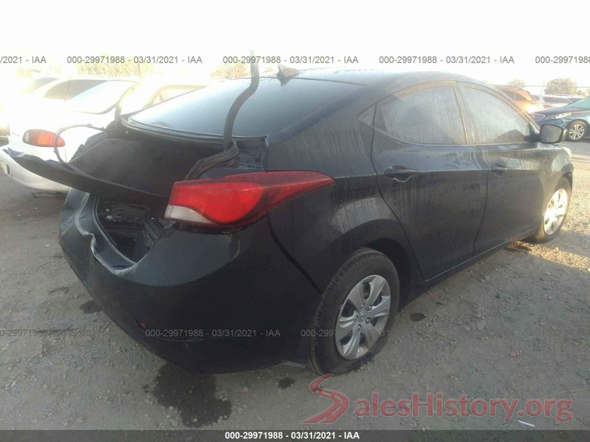 5NPDH4AE8GH729811 2016 HYUNDAI ELANTRA