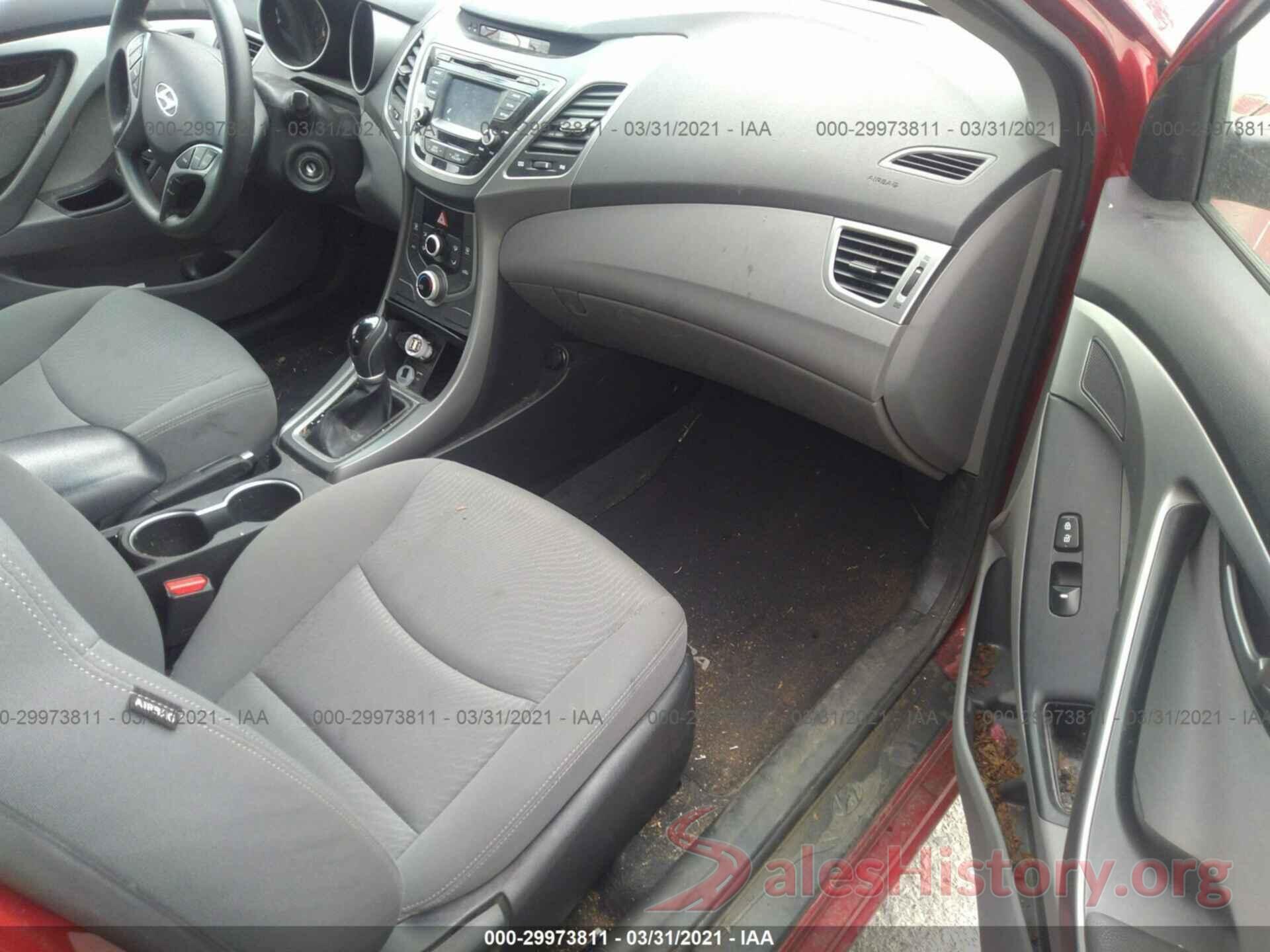 KMHDH4AE4GU545032 2016 HYUNDAI ELANTRA