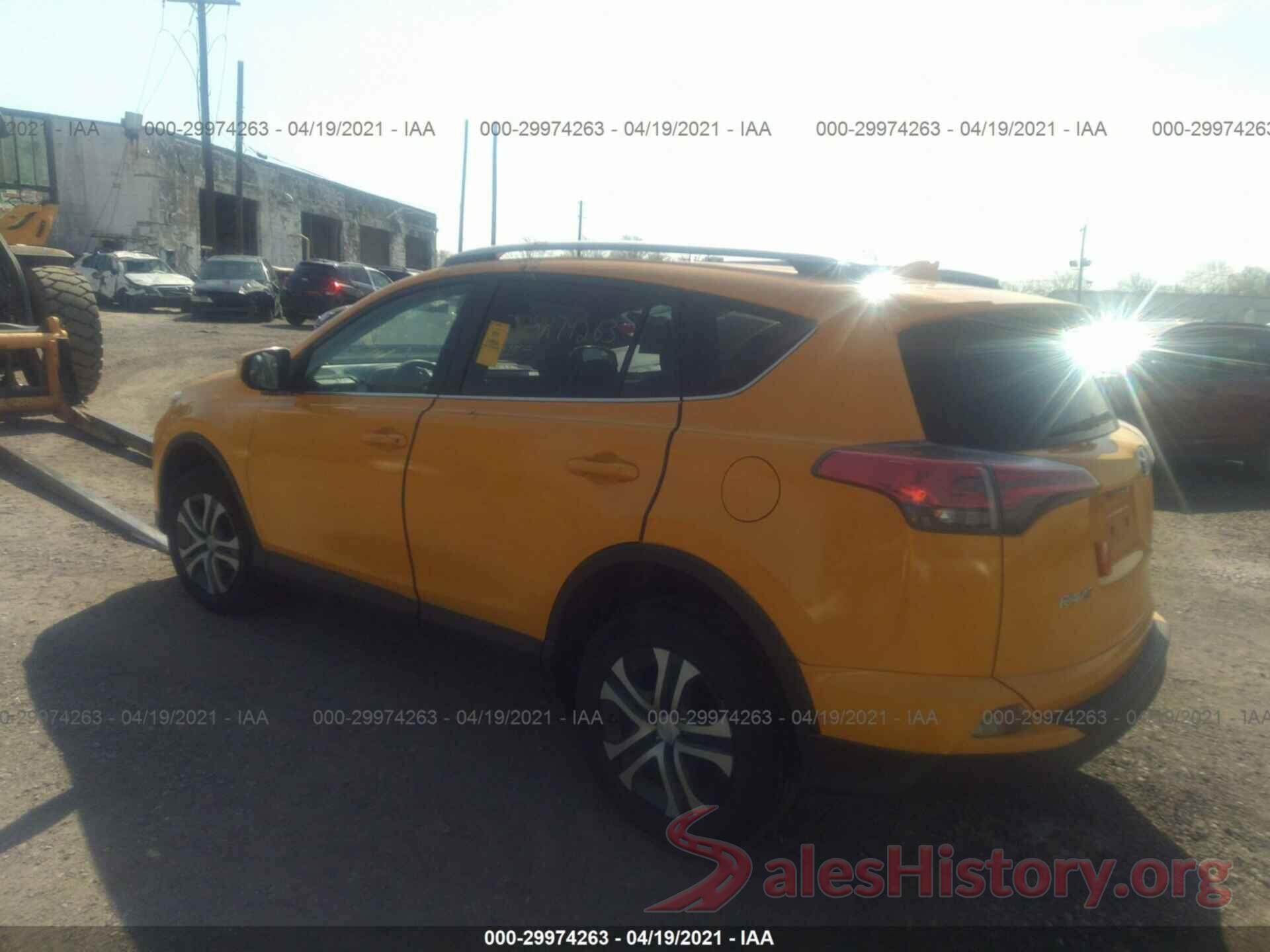 2T3BFREV8HW608016 2017 TOYOTA RAV4