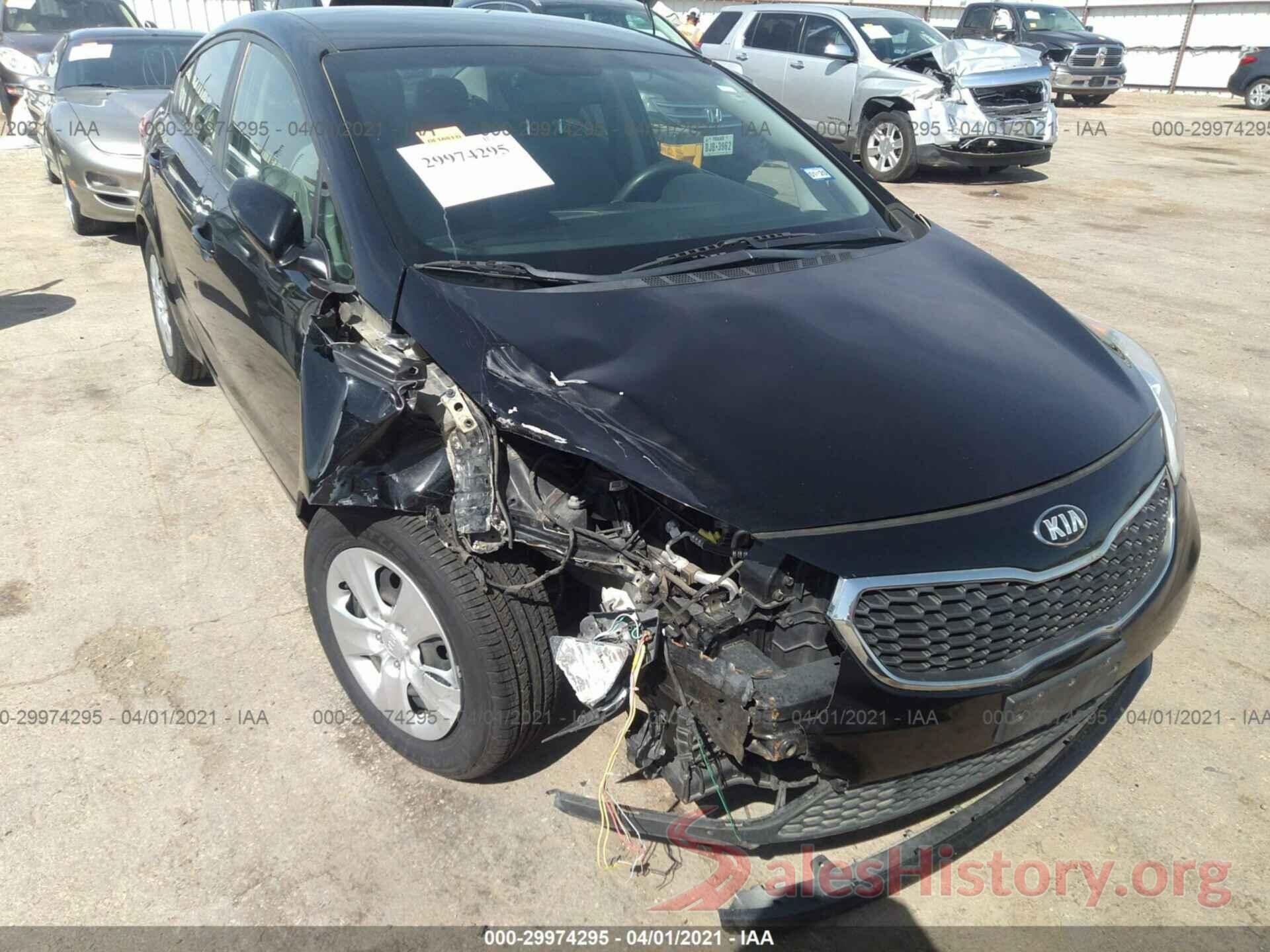 KNAFK4A66G5606668 2016 KIA FORTE