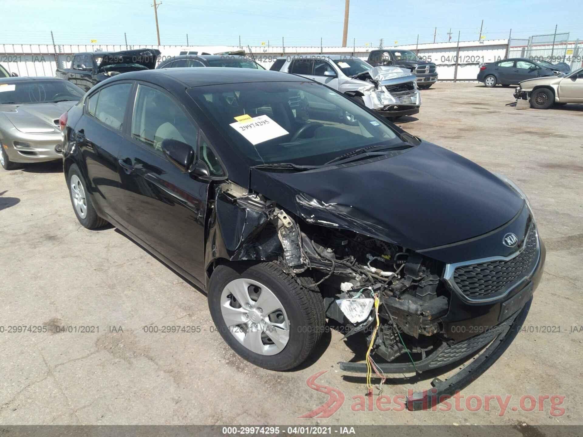 KNAFK4A66G5606668 2016 KIA FORTE