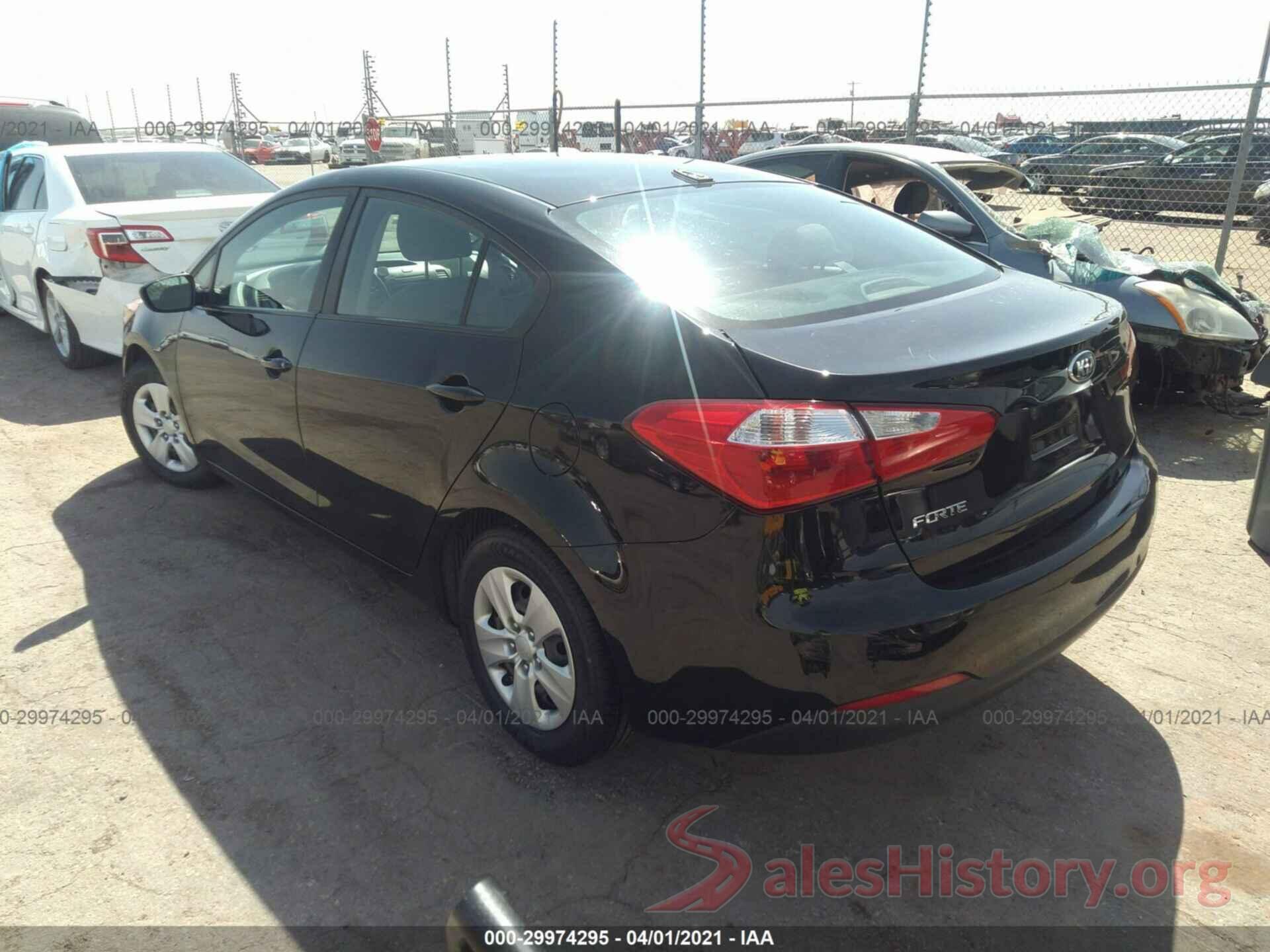 KNAFK4A66G5606668 2016 KIA FORTE