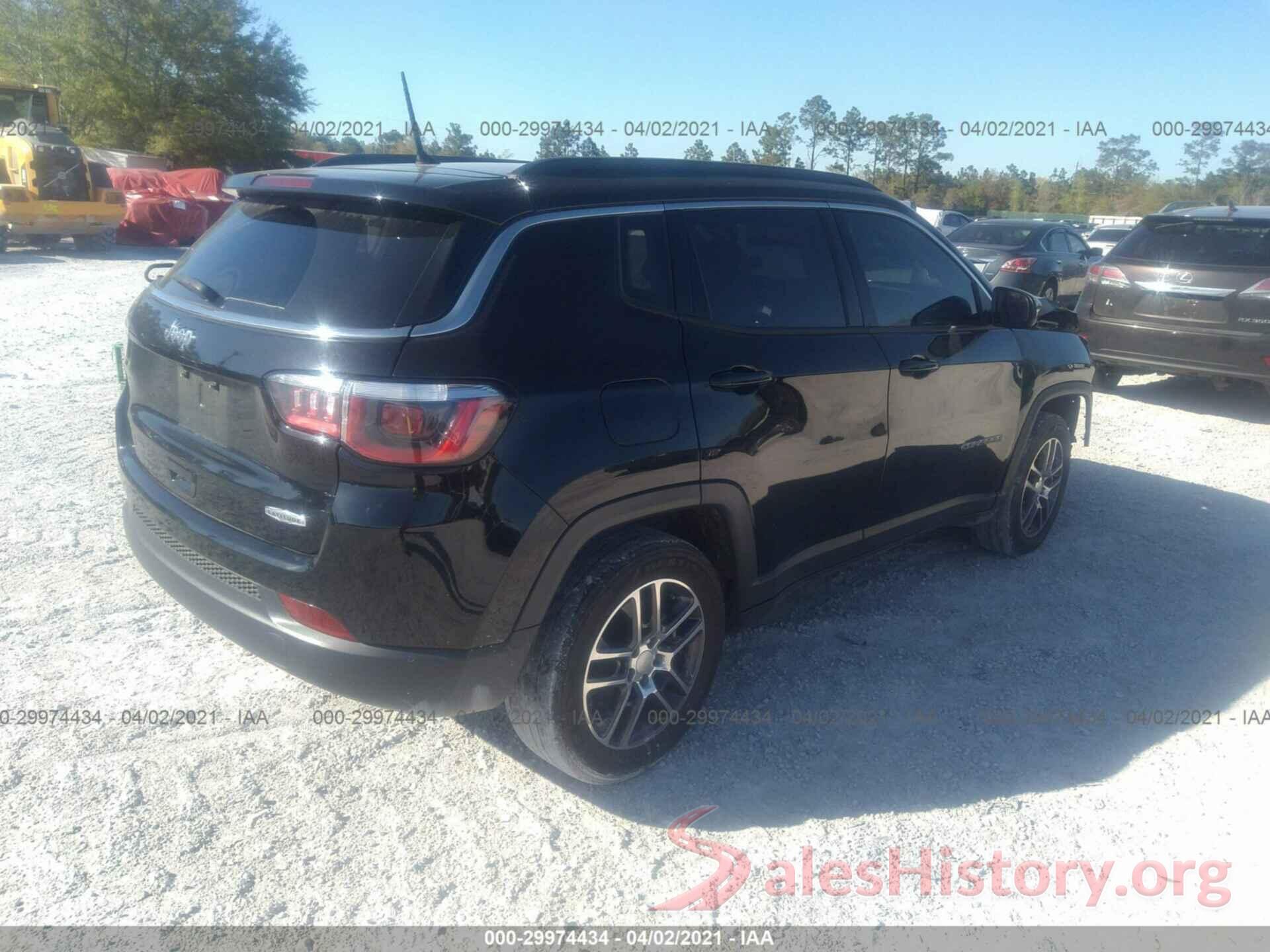 3C4NJCBBXJT502733 2018 JEEP COMPASS