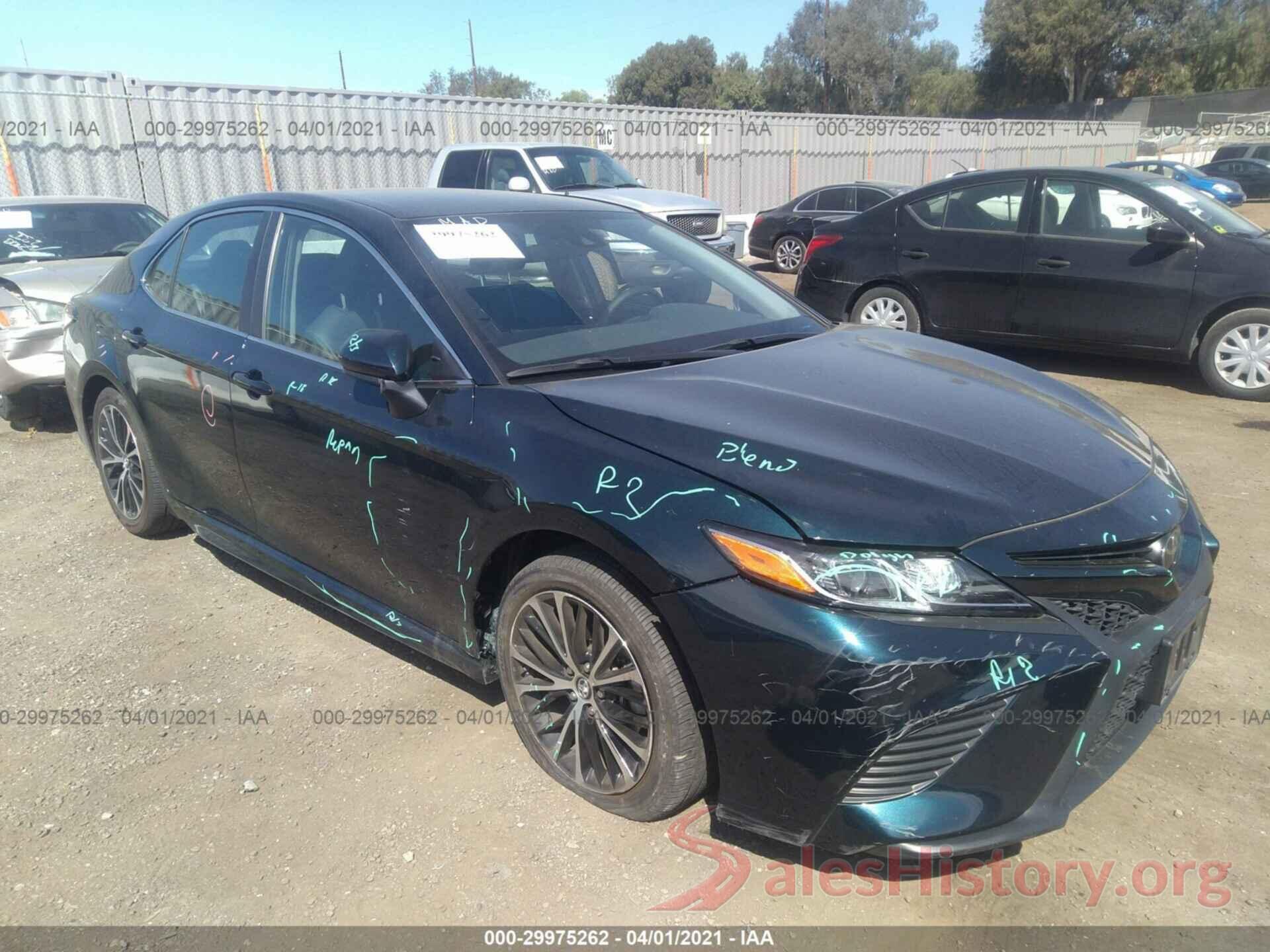 4T1B11HK8KU745202 2019 TOYOTA CAMRY