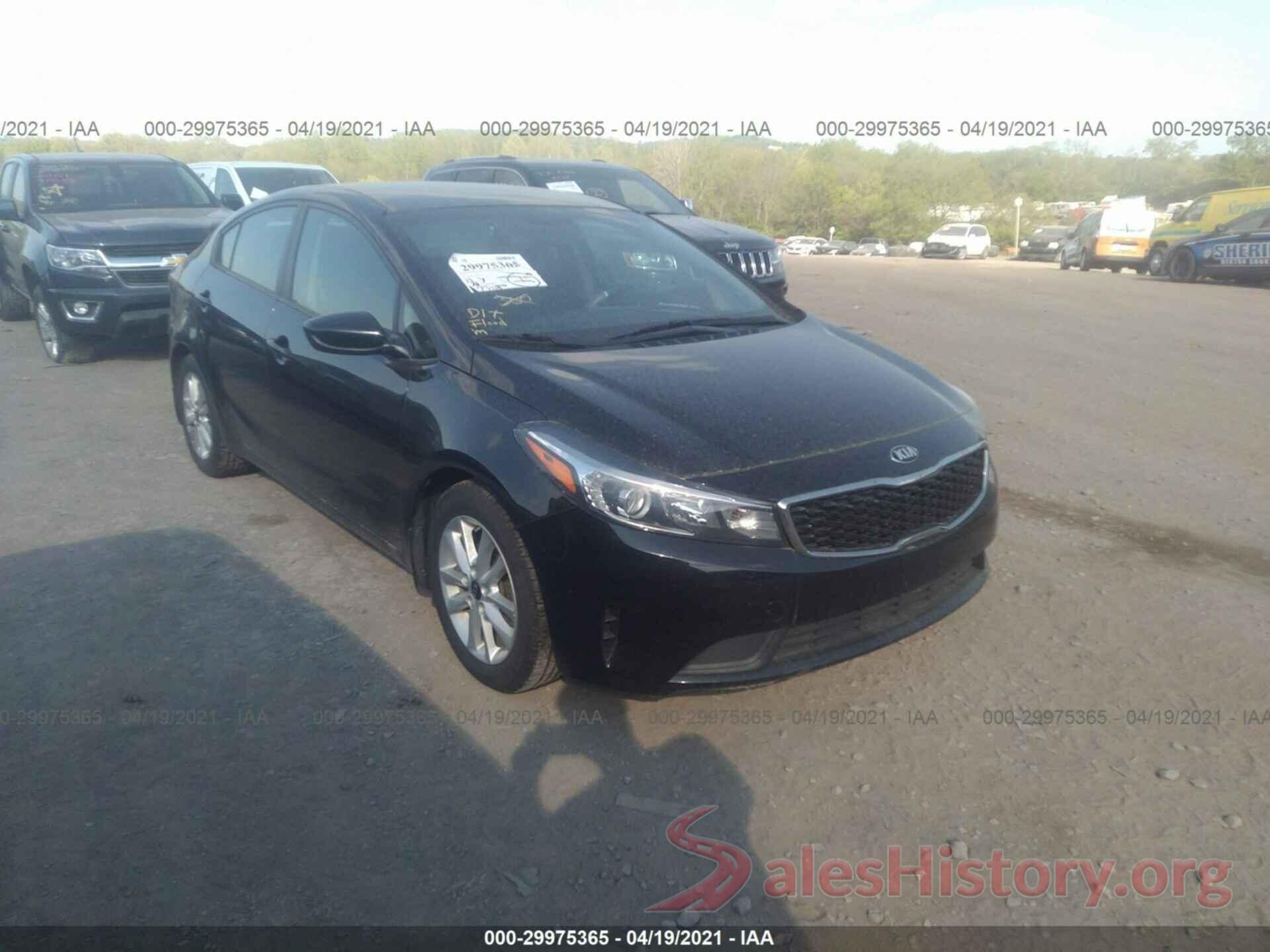 3KPFL4A75HE045989 2017 KIA FORTE