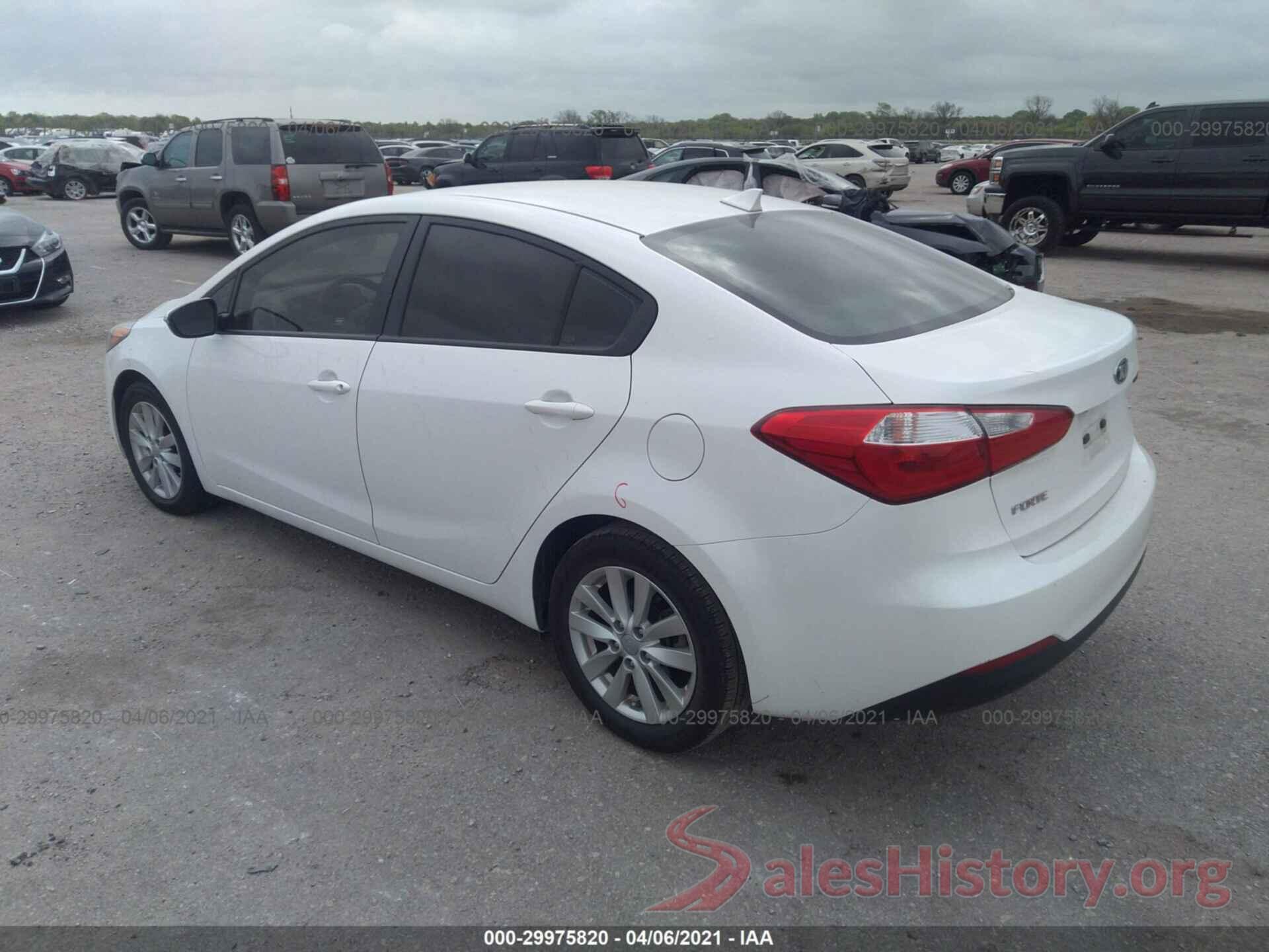 KNAFX4A61G5478373 2016 KIA FORTE